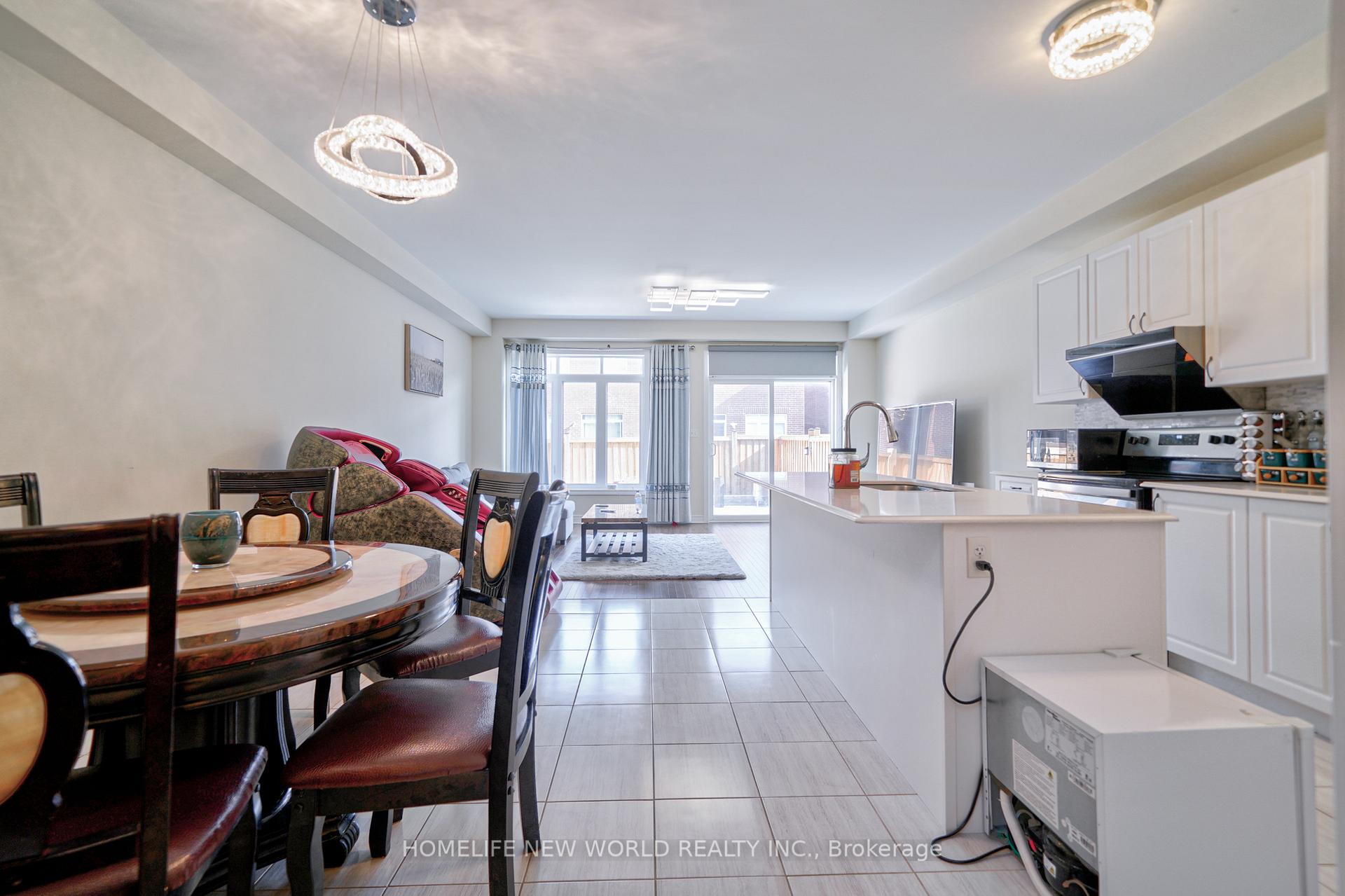 Photo 8 of 14 Reddington Road, Markham, Cedarwood — HOMEH