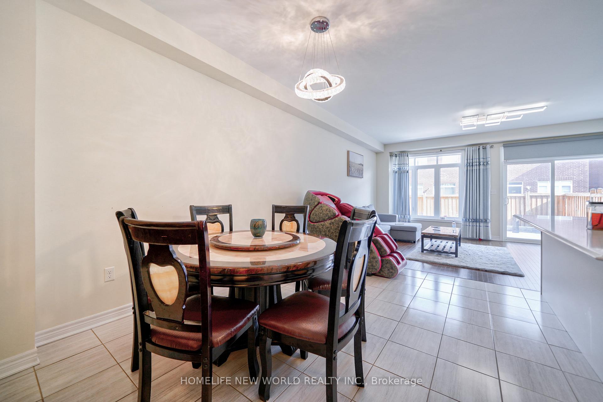 Photo 11 of 14 Reddington Road, Markham, Cedarwood — HOMEH