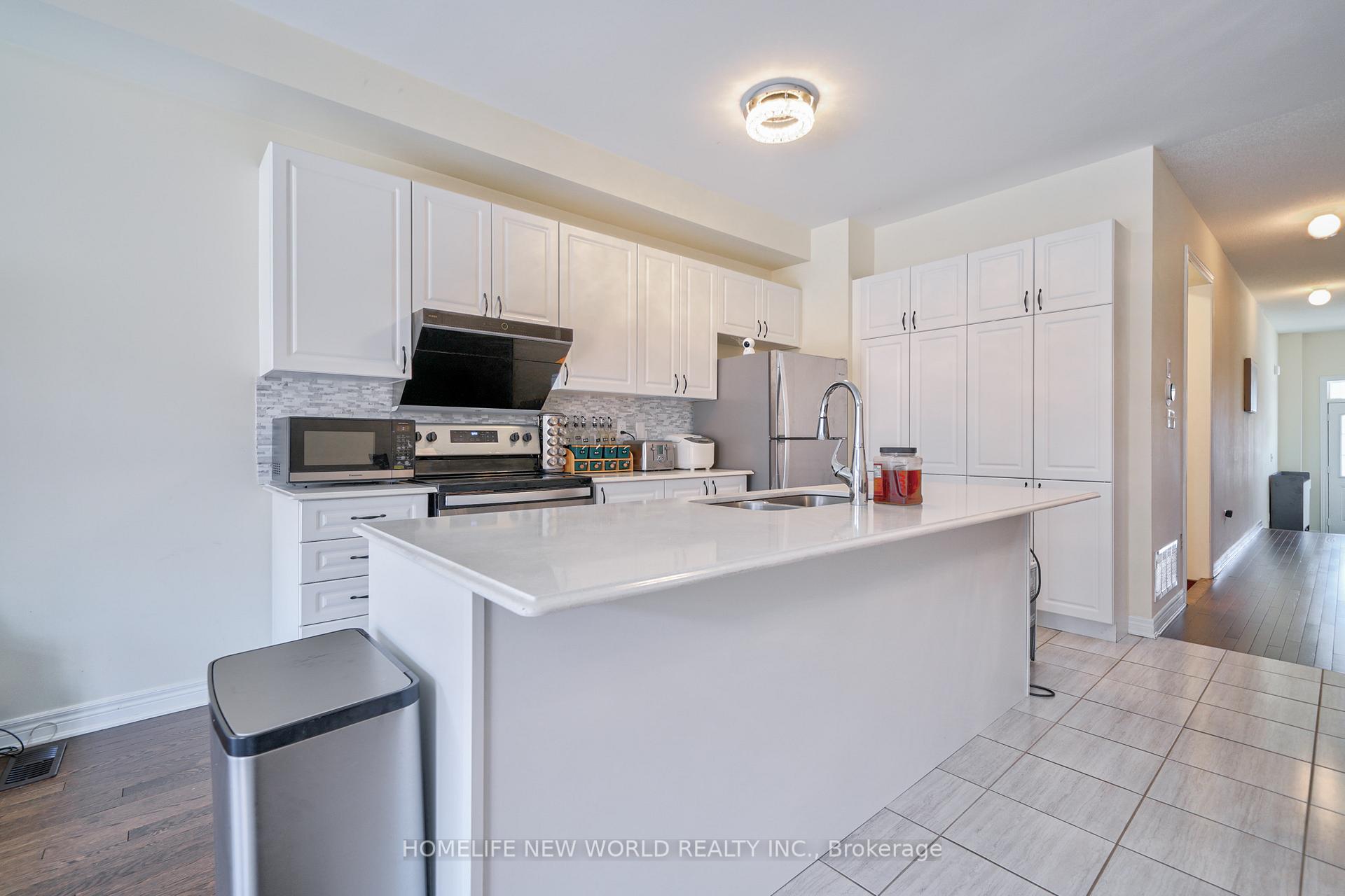Photo 7 of 14 Reddington Road, Markham, Cedarwood — HOMEH