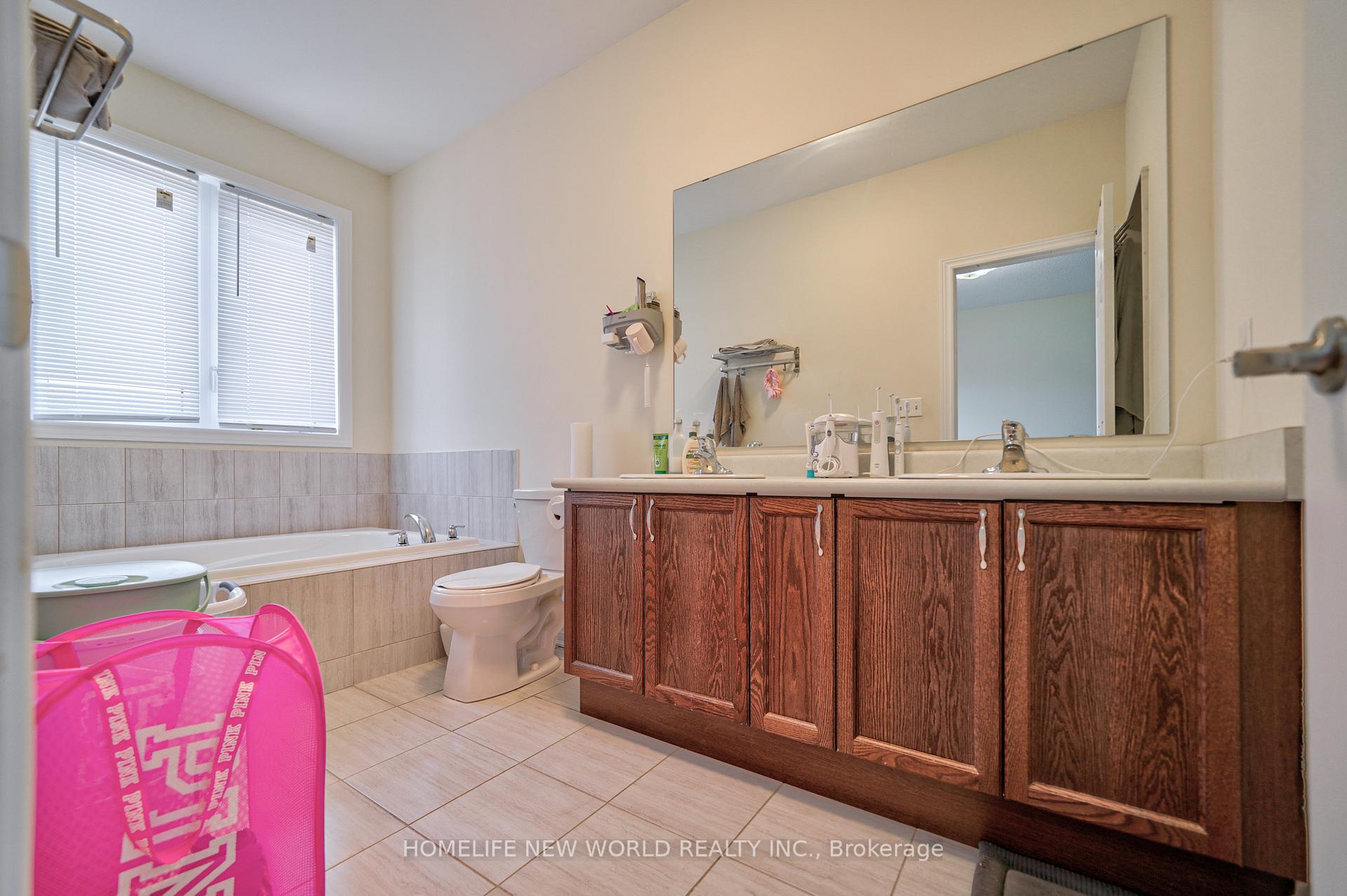 Photo 26 of 14 Reddington Road, Markham, Cedarwood — HOMEH