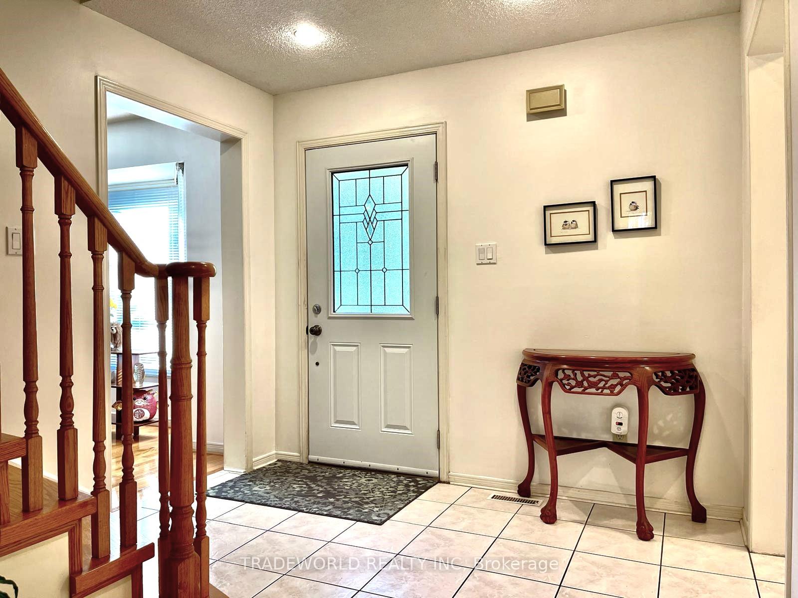 Photo 17 of 292 Green Lane, Markham, Thornhill — HOMEH