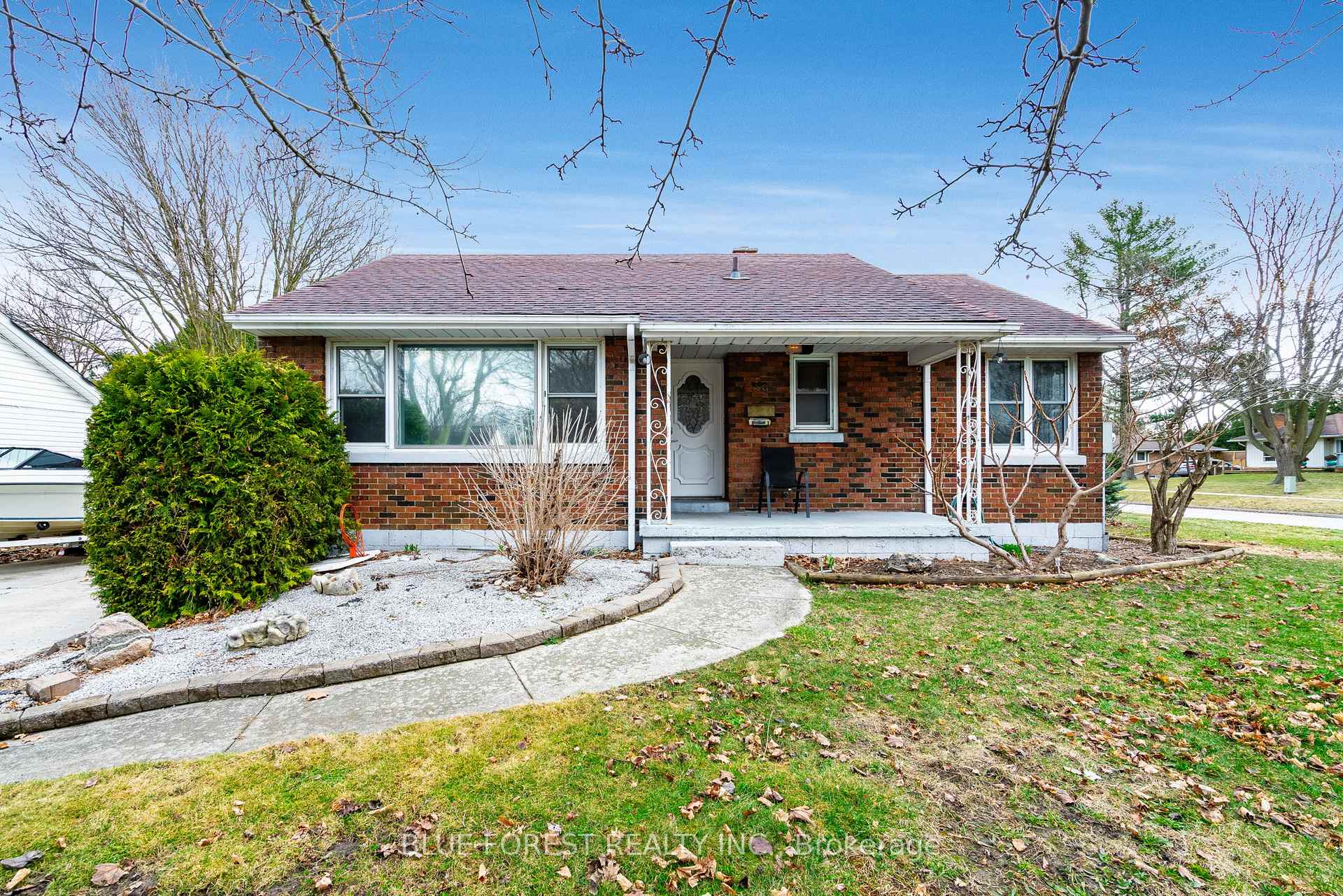 Photo 1 of 39 John Street, Chatham-Kent, Chatham — HOMEH