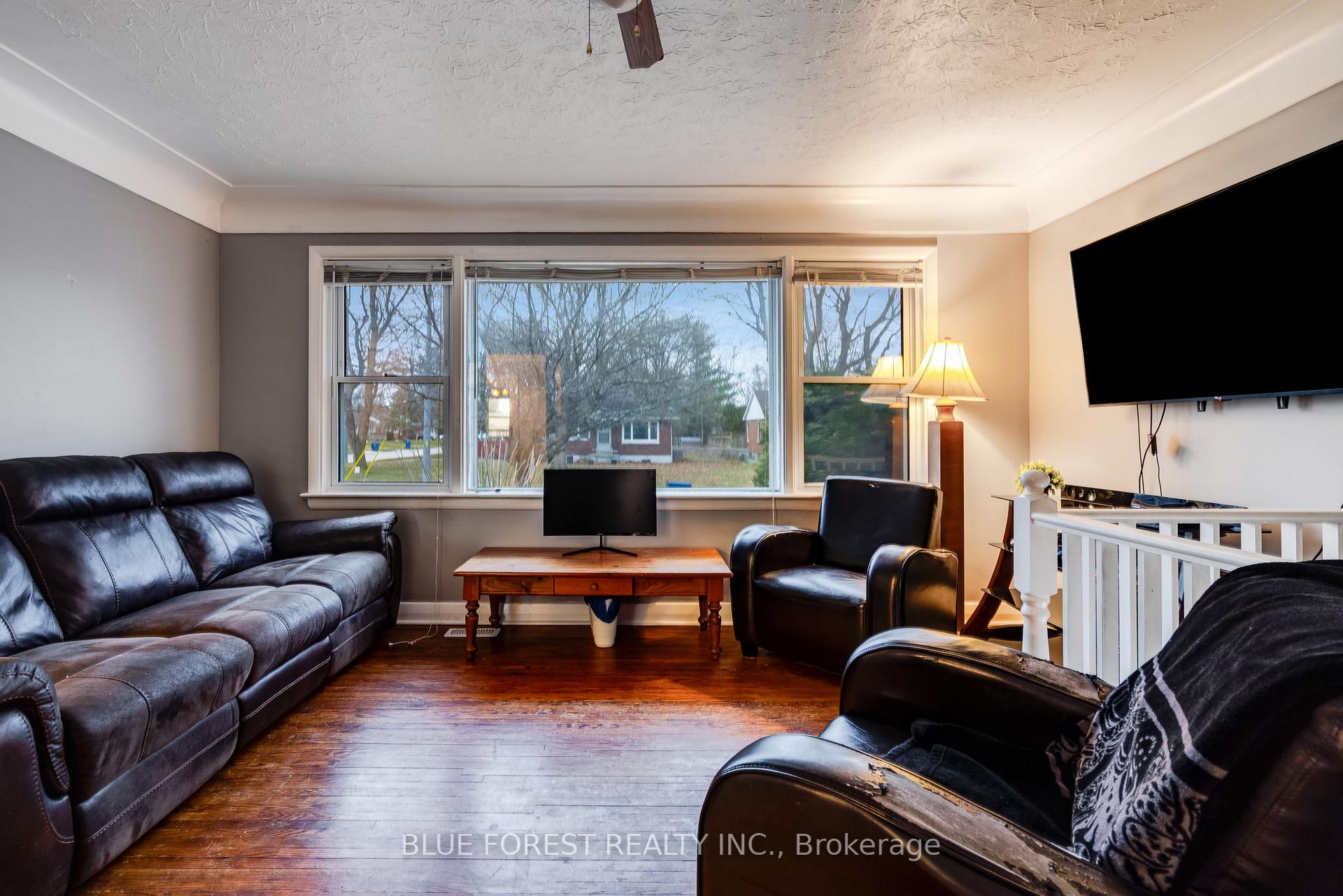 Photo 12 of 39 John Street, Chatham-Kent, Chatham — HOMEH
