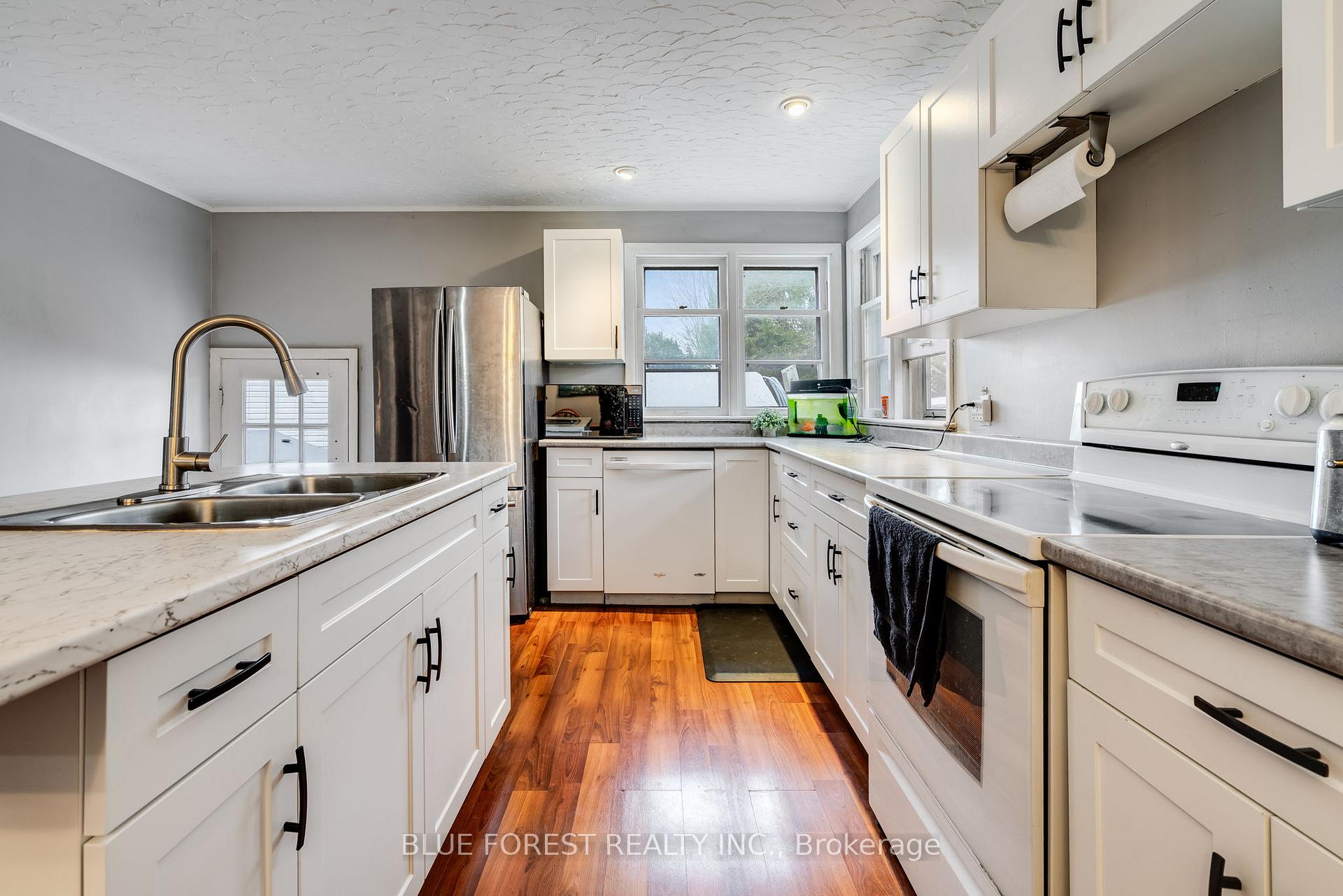 Photo 13 of 39 John Street, Chatham-Kent, Chatham — HOMEH