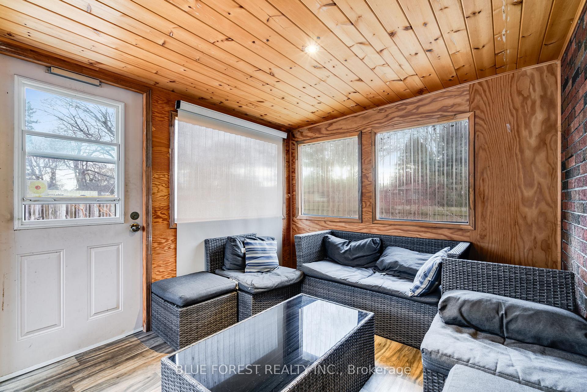 Photo 17 of 39 John Street, Chatham-Kent, Chatham — HOMEH
