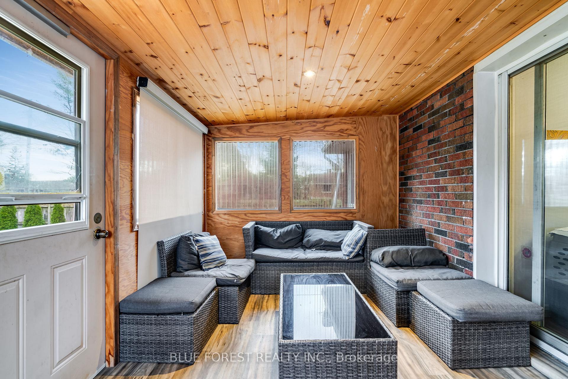 Photo 16 of 39 John Street, Chatham-Kent, Chatham — HOMEH