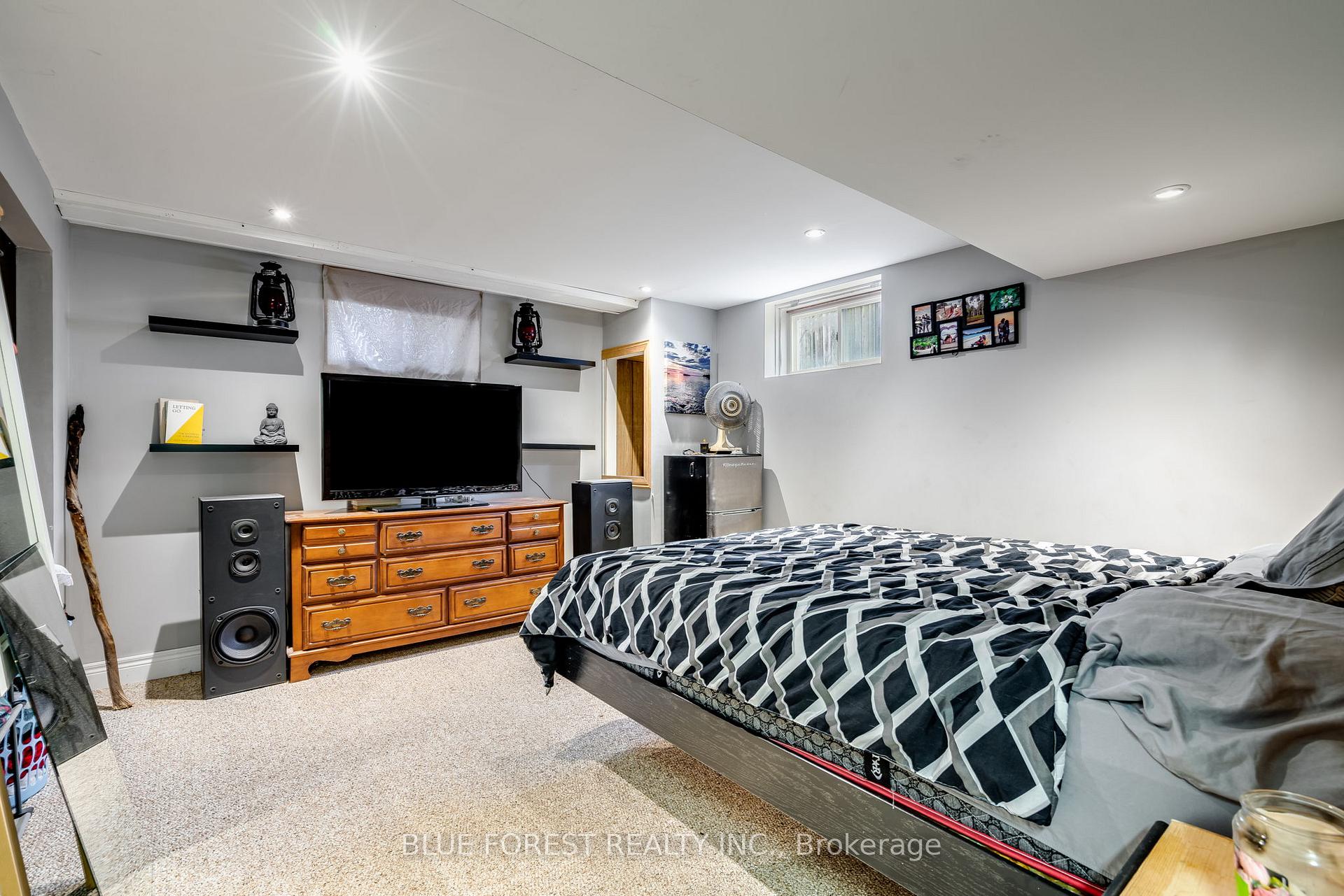 Photo 30 of 39 John Street, Chatham-Kent, Chatham — HOMEH