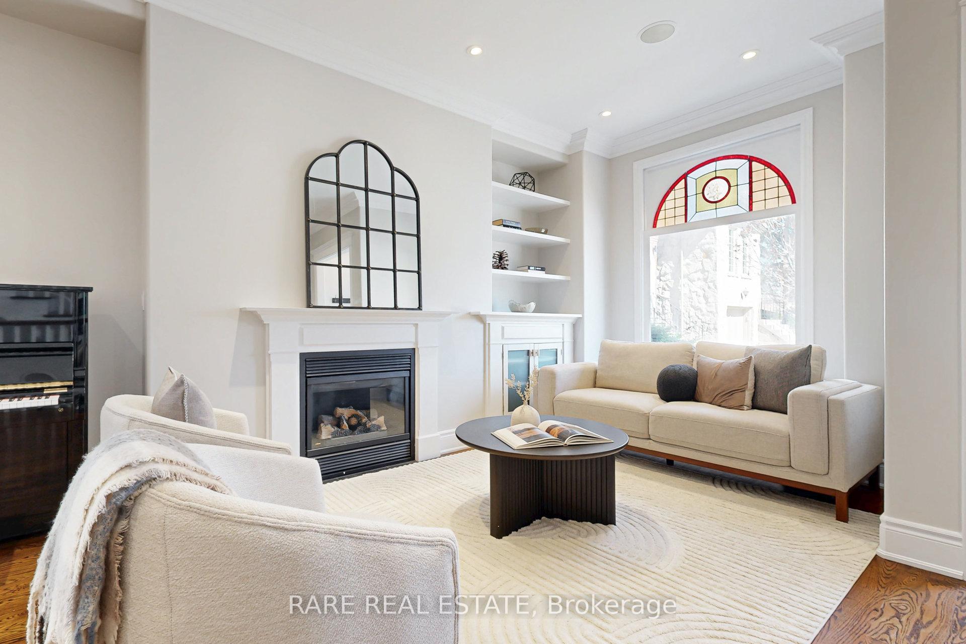 Photo 10 of 130 Edgewood Avenue, Toronto, Woodbine Corridor — HOMEH