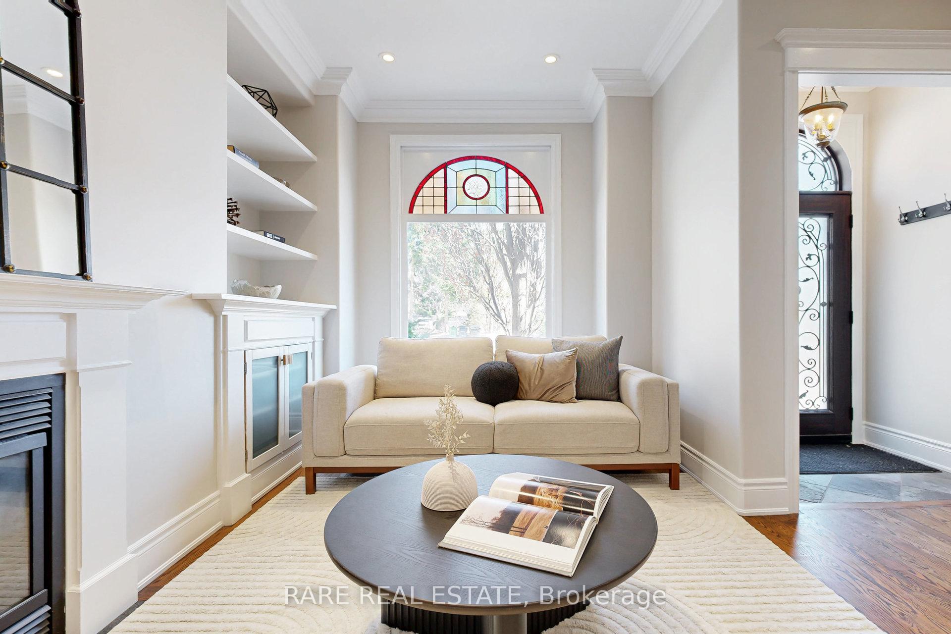 Photo 2 of 130 Edgewood Avenue, Toronto, Woodbine Corridor — HOMEH
