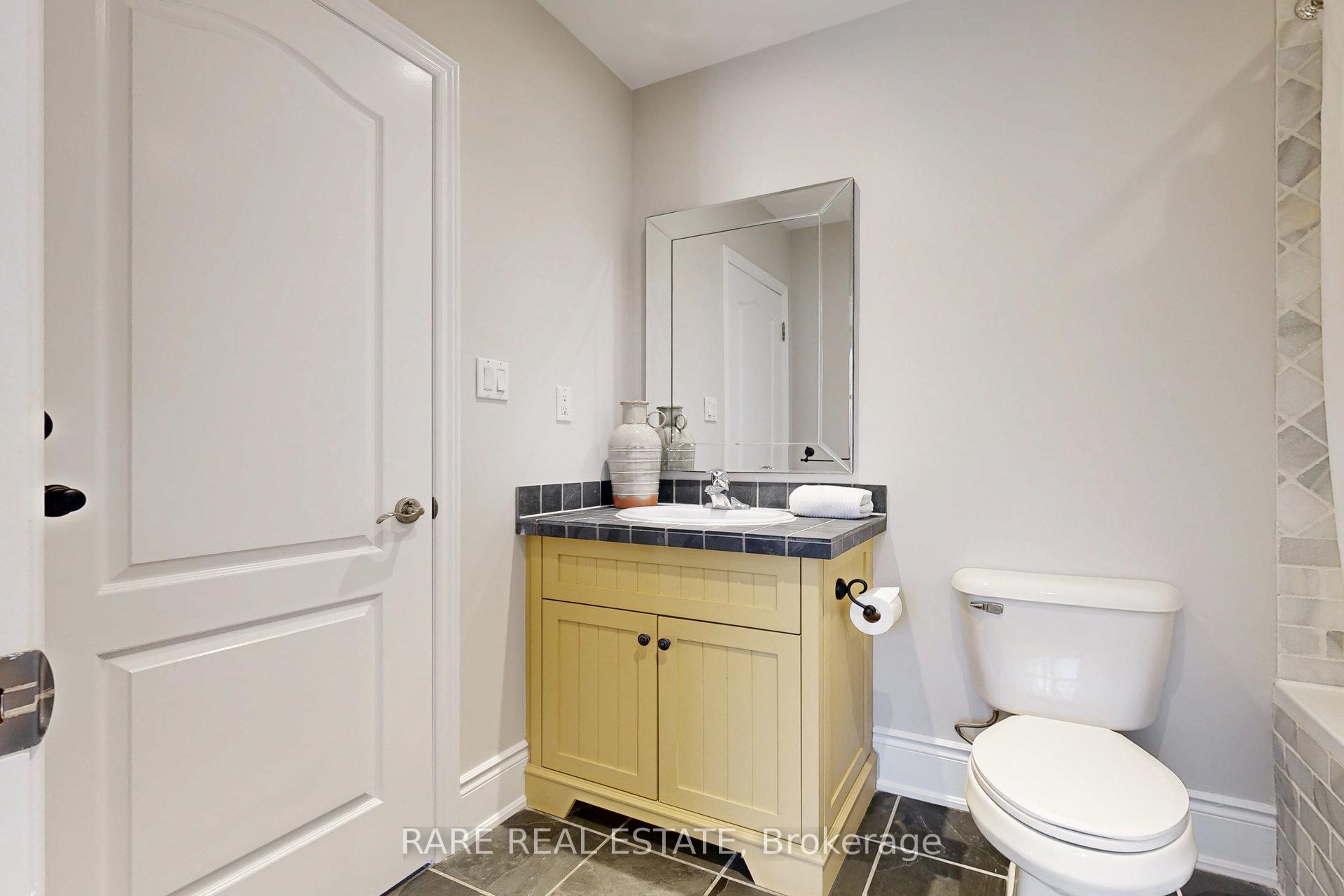 Photo 18 of 130 Edgewood Avenue, Toronto, Woodbine Corridor — HOMEH