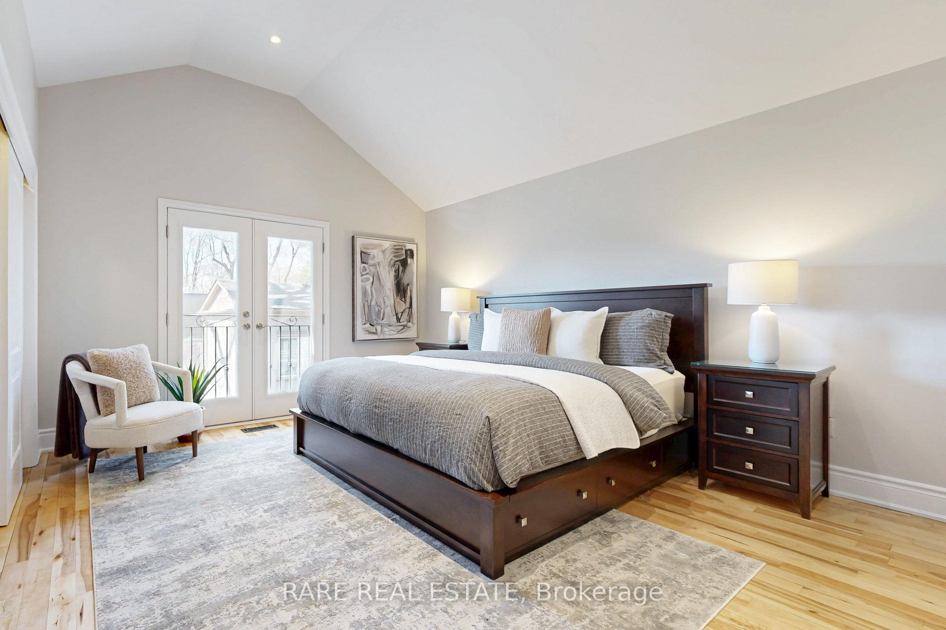 Photo 16 of 130 Edgewood Avenue, Toronto, Woodbine Corridor — HOMEH