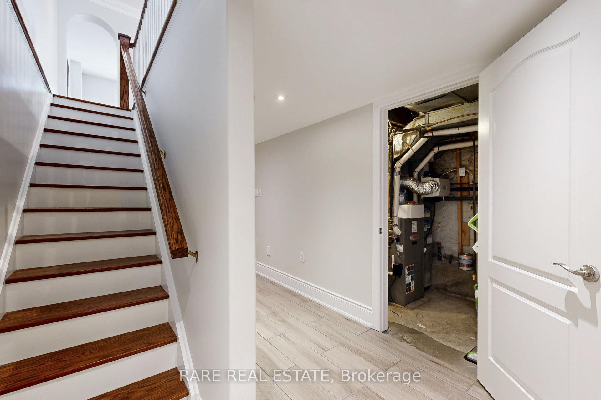 Photo 30 of 130 Edgewood Avenue, Toronto, Woodbine Corridor — HOMEH