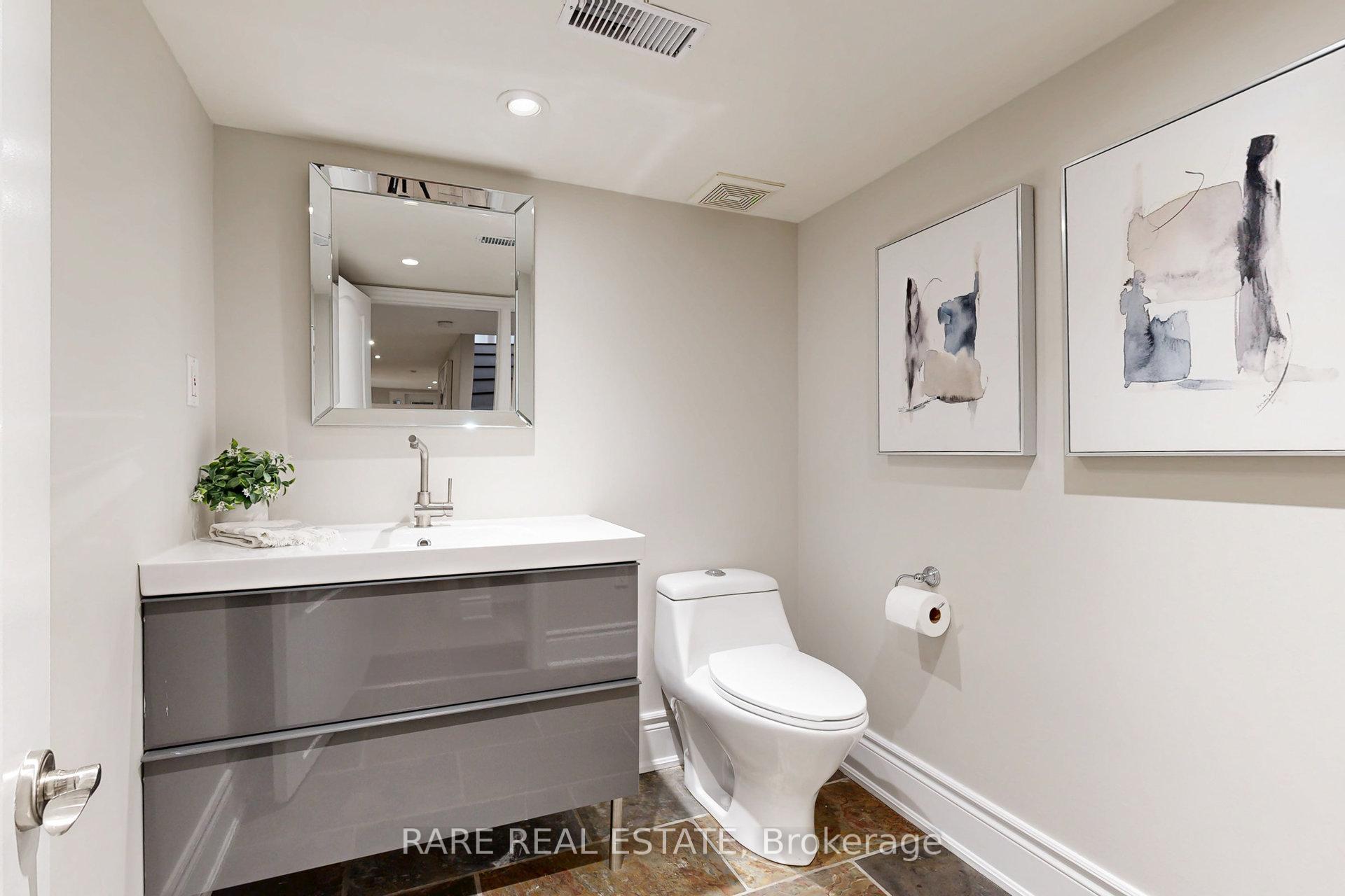 Photo 32 of 130 Edgewood Avenue, Toronto, Woodbine Corridor — HOMEH