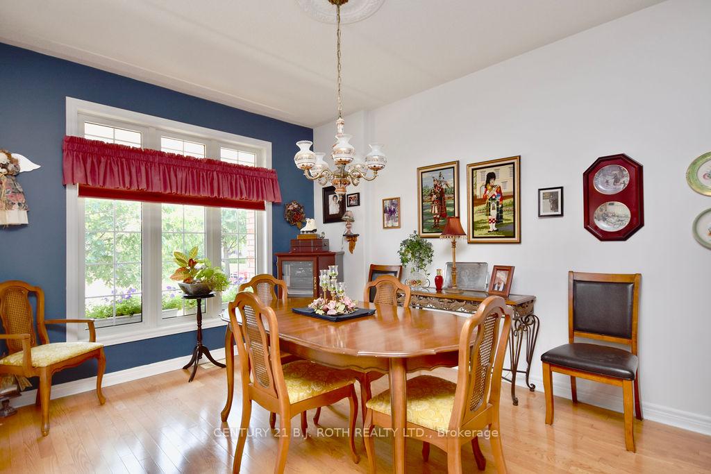 Photo 4 of 263 Dock Road, Barrie, Innis-Shore — HOMEH