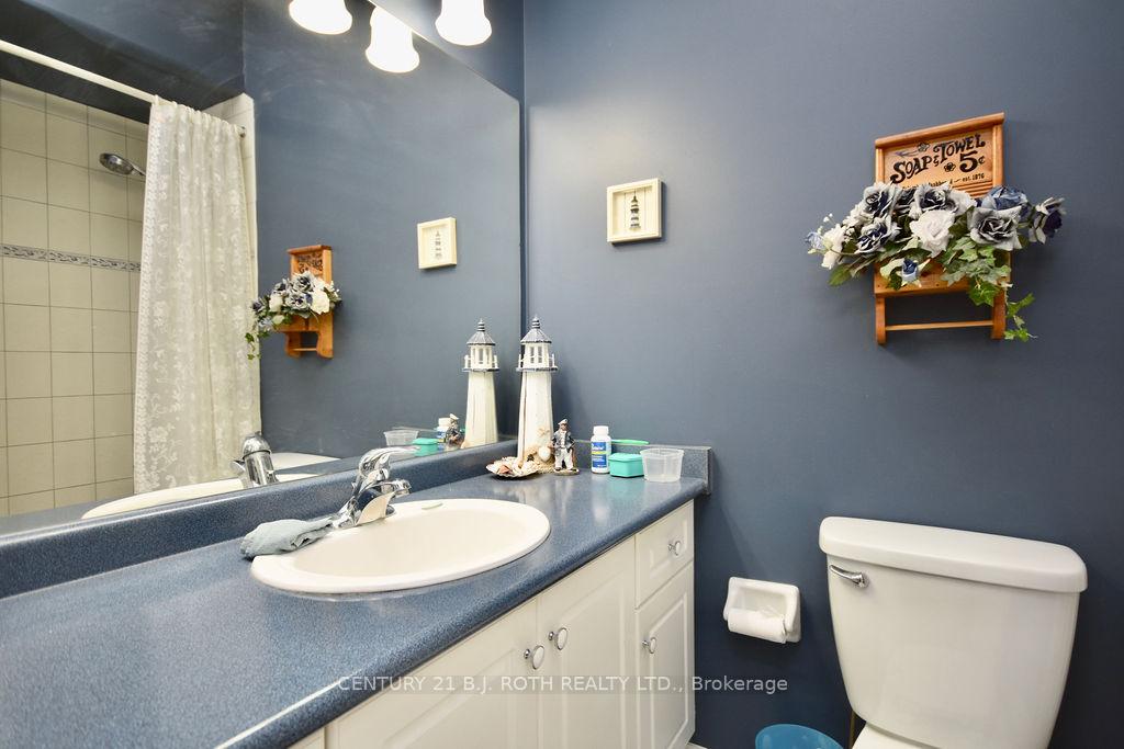 Photo 19 of 263 Dock Road, Barrie, Innis-Shore — HOMEH