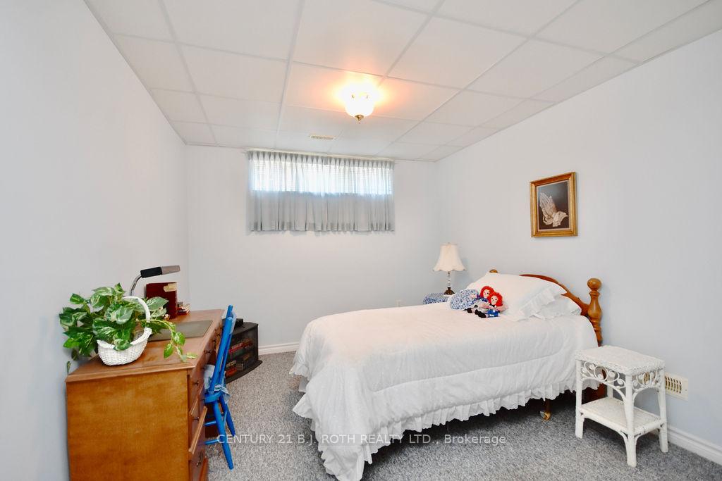 Photo 20 of 263 Dock Road, Barrie, Innis-Shore — HOMEH