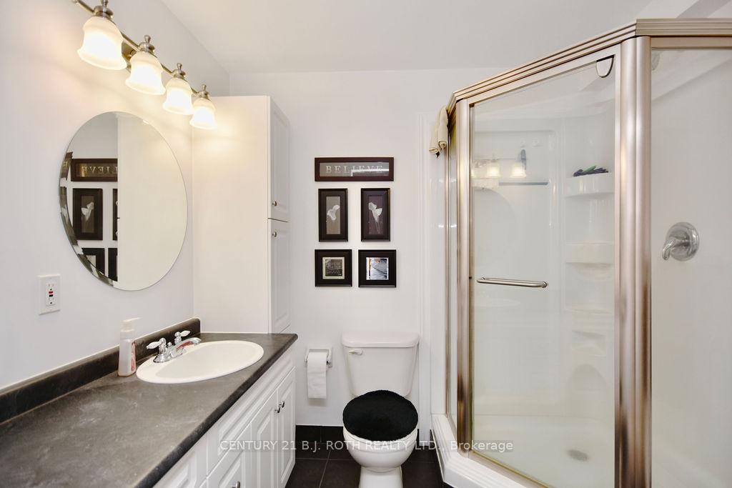 Photo 26 of 263 Dock Road, Barrie, Innis-Shore — HOMEH