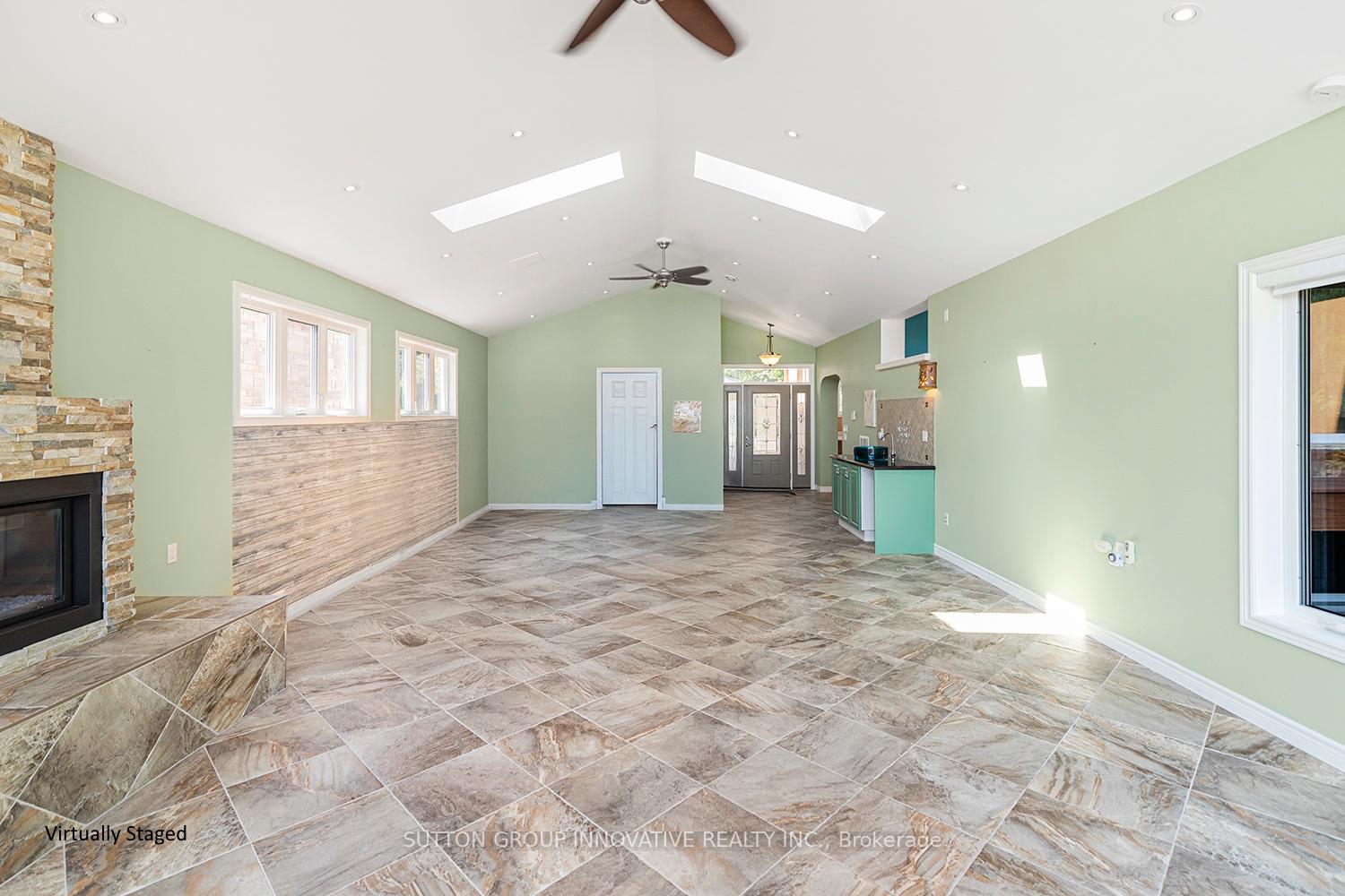 Photo 9 of 38 Lakeside Drive, Grimsby, Grimsby Beach — HOMEH