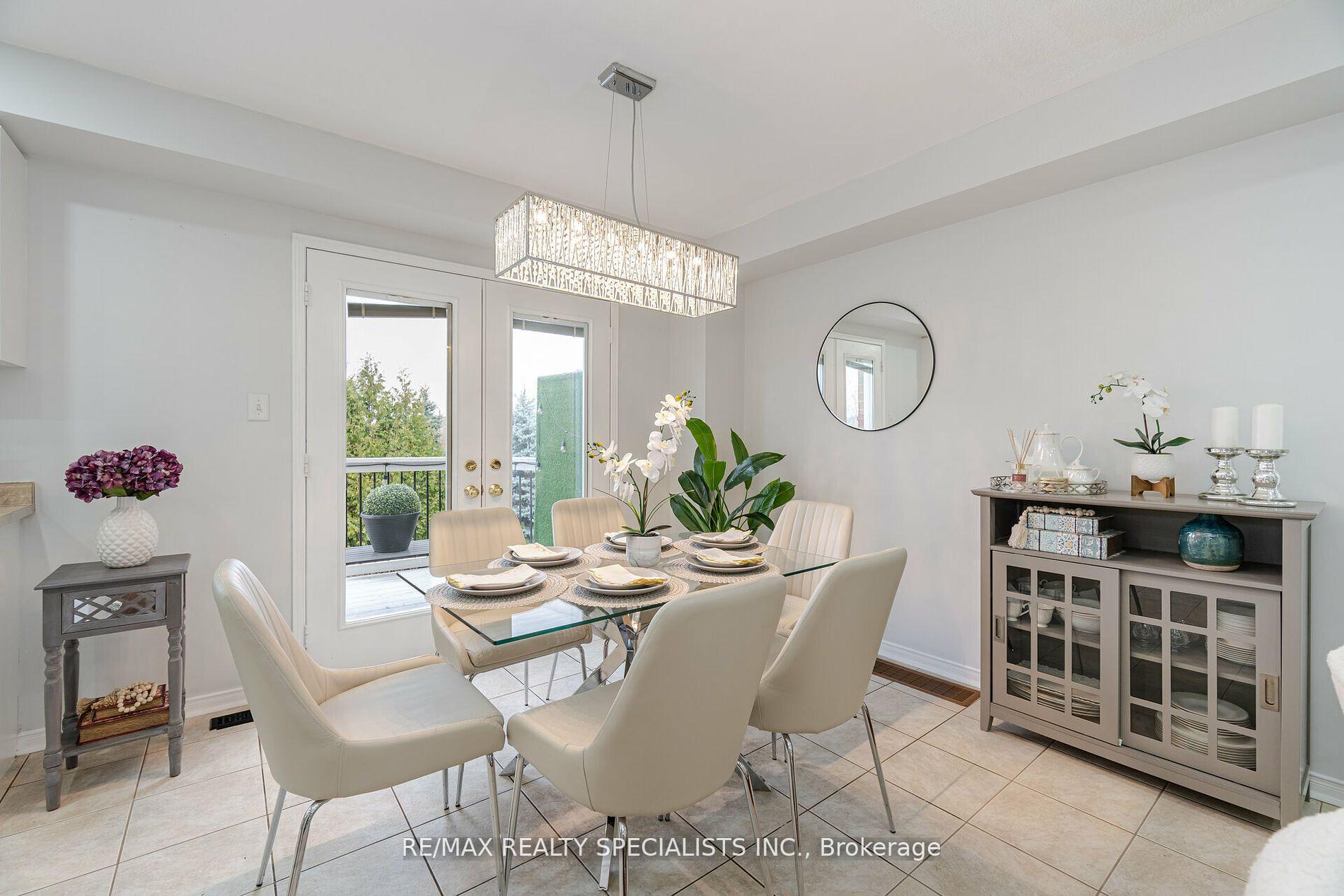 Photo 11 of 59 Decourcy-Ireland Circle, Ajax, Northeast Ajax — HOMEH