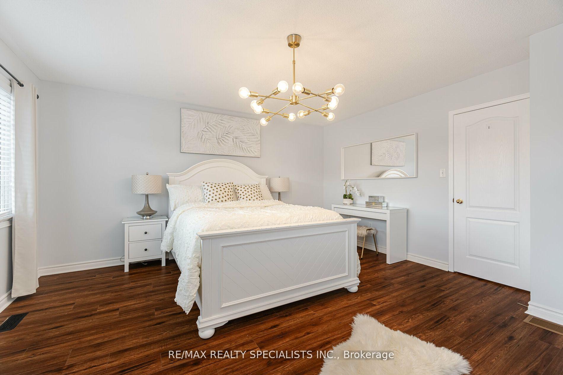 Photo 9 of 59 Decourcy-Ireland Circle, Ajax, Northeast Ajax — HOMEH
