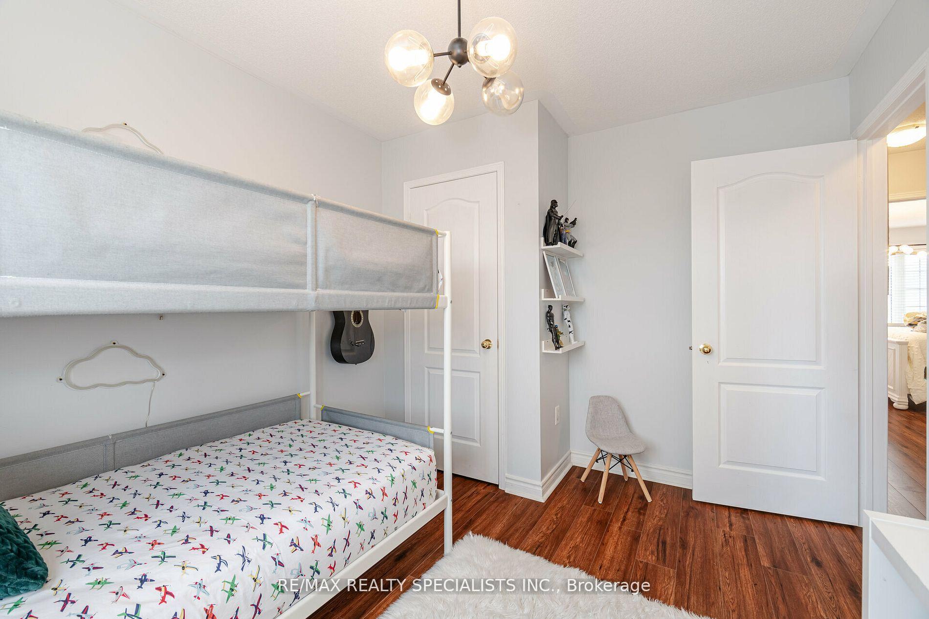 Photo 23 of 59 Decourcy-Ireland Circle, Ajax, Northeast Ajax — HOMEH