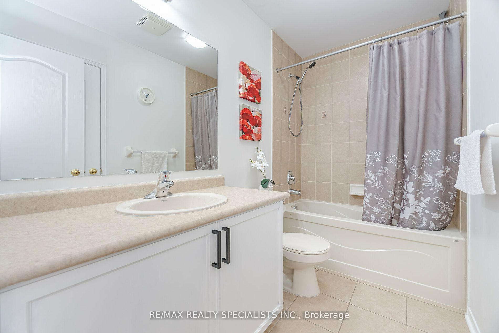 Photo 22 of 59 Decourcy-Ireland Circle, Ajax, Northeast Ajax — HOMEH