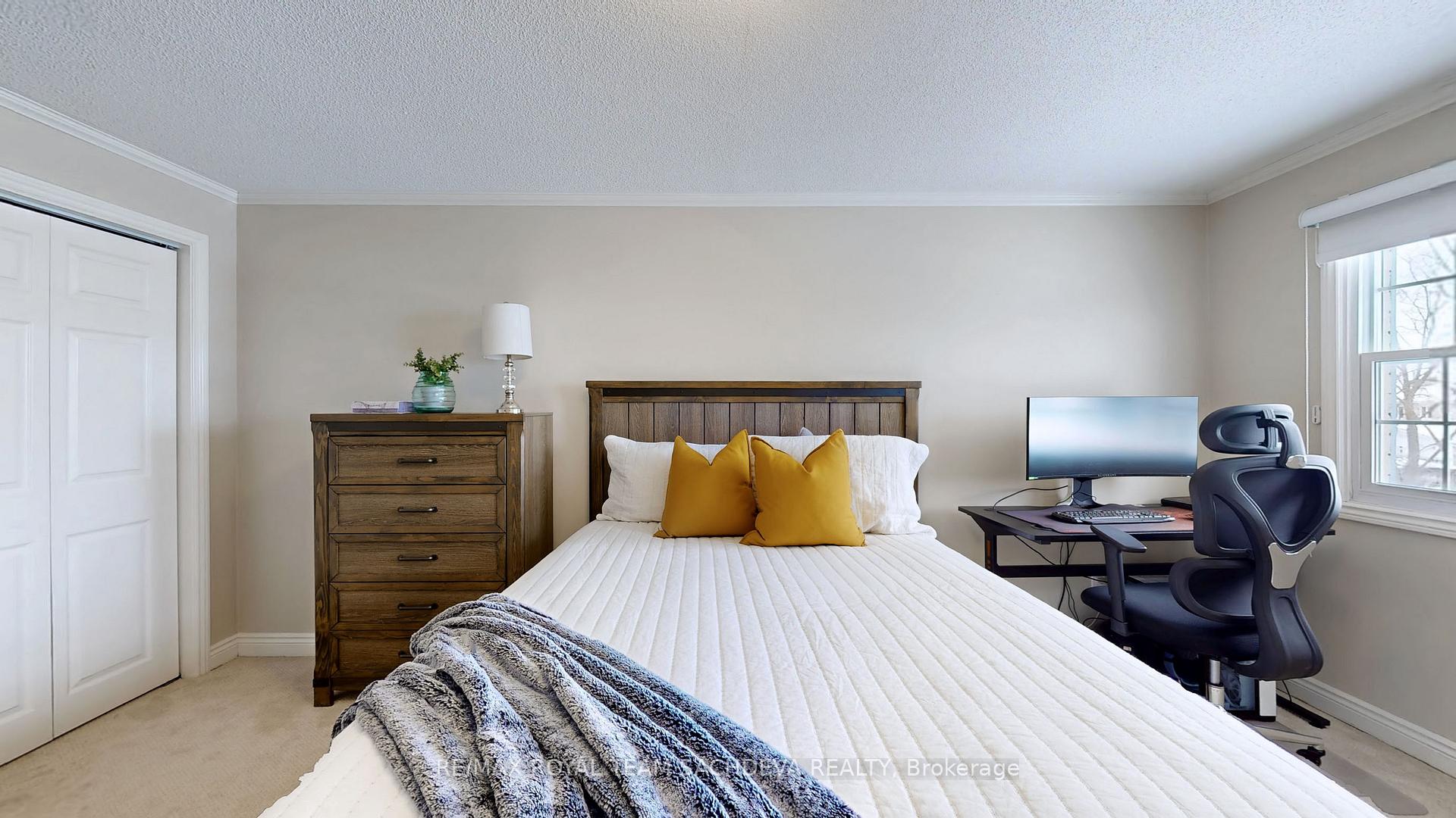 Photo 31 of 16 Wicks Drive, Ajax, Central — HOMEH