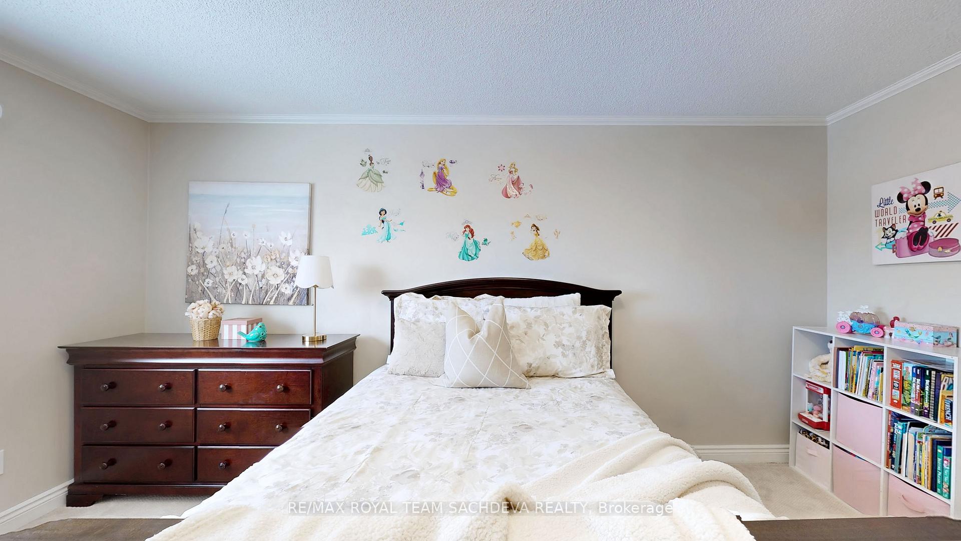 Photo 26 of 16 Wicks Drive, Ajax, Central — HOMEH