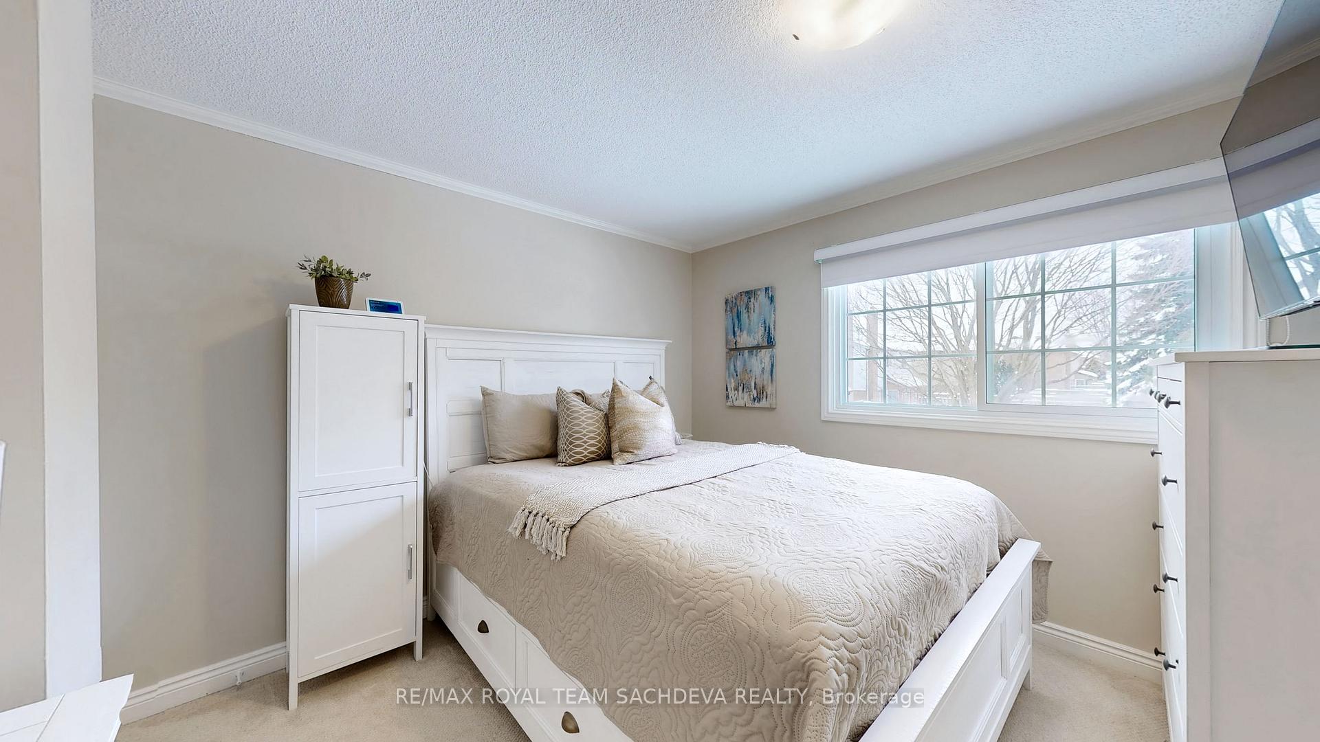 Photo 33 of 16 Wicks Drive, Ajax, Central — HOMEH