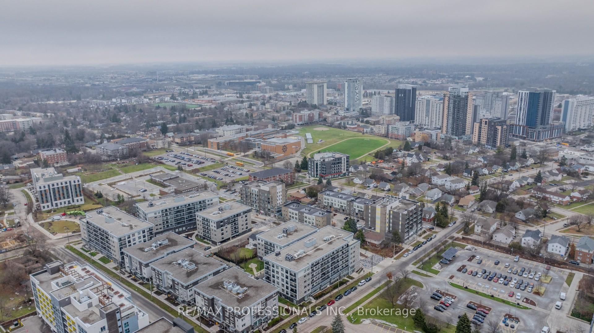 Photo 15 of Unit B616, 275 Larch Street, Waterloo, Lakeshore Village — HOMEH
