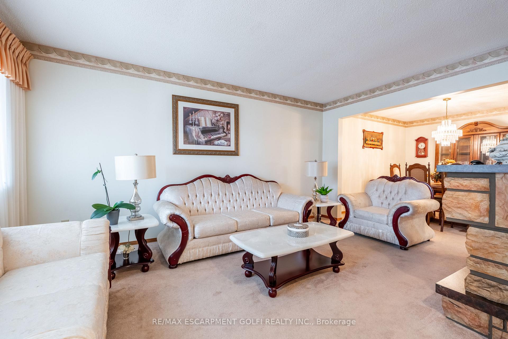 Photo 2 of 46 Mark Place, Hamilton, Rushdale — HOMEH