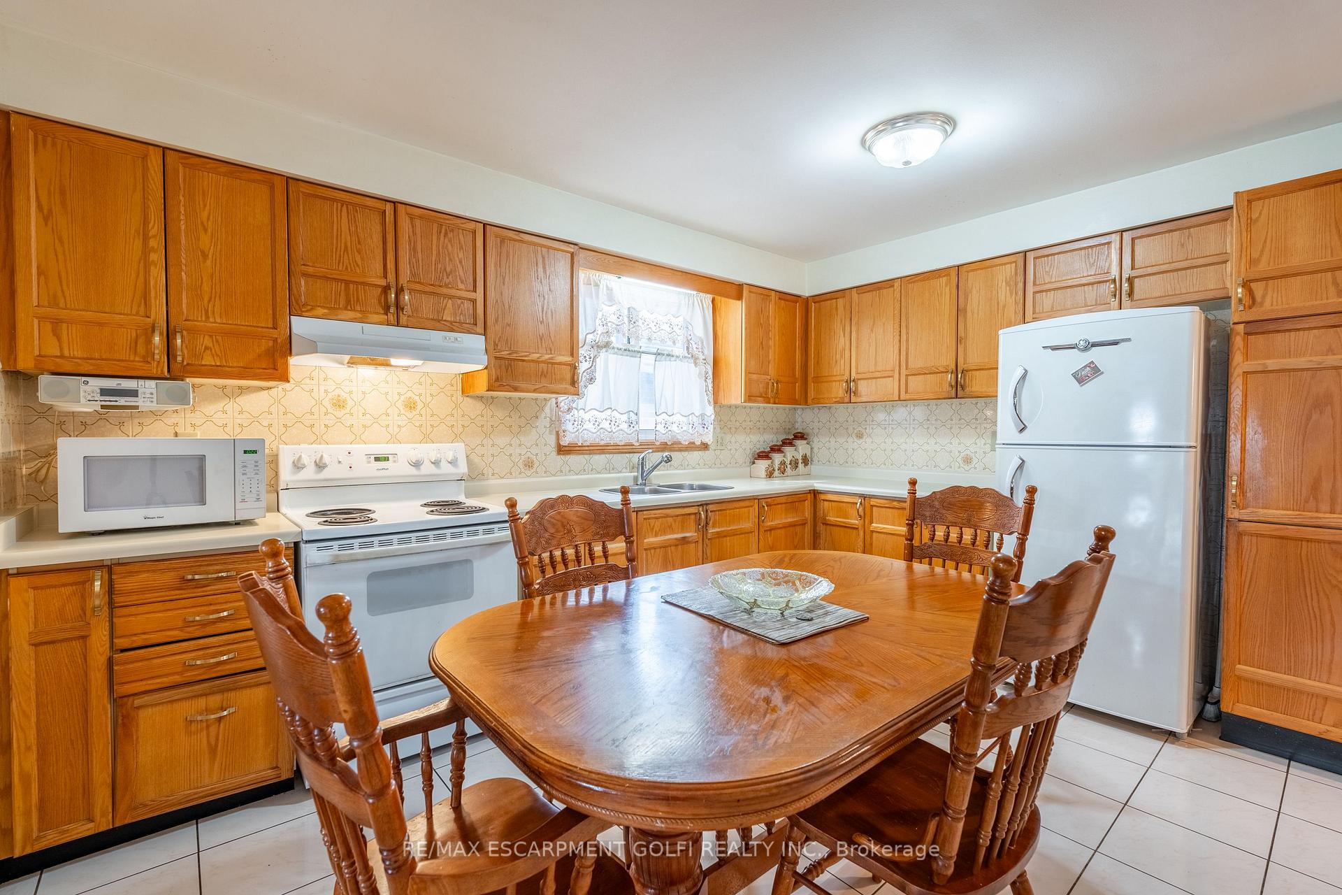 Photo 5 of 46 Mark Place, Hamilton, Rushdale — HOMEH
