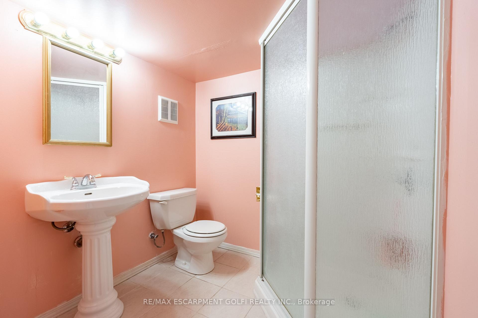 Photo 12 of 46 Mark Place, Hamilton, Rushdale — HOMEH