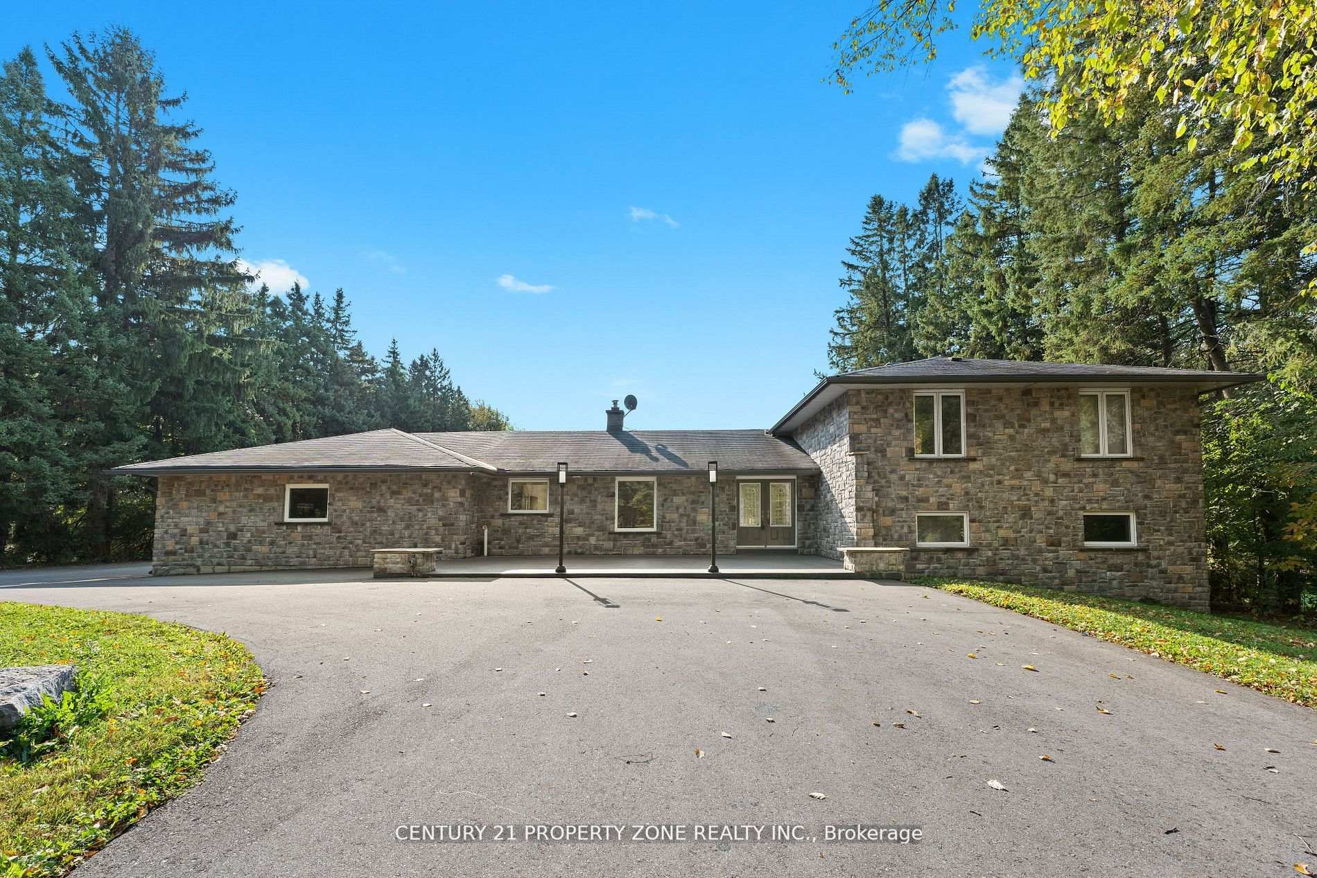 Photo 1 of 3245 16th Side Road, King, Rural King — HOMEH