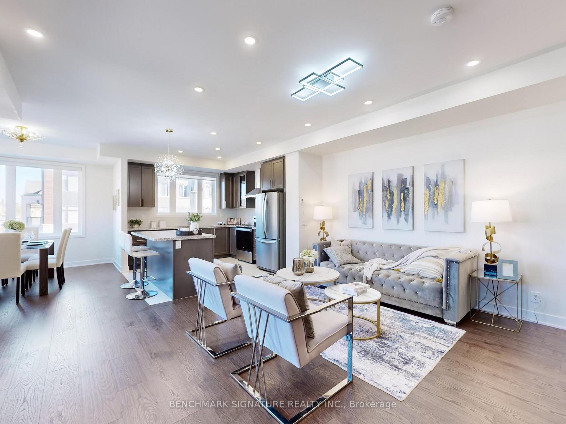 Photo 13 of 106 William Shearn Crescent, Markham, Angus Glen — HOMEH