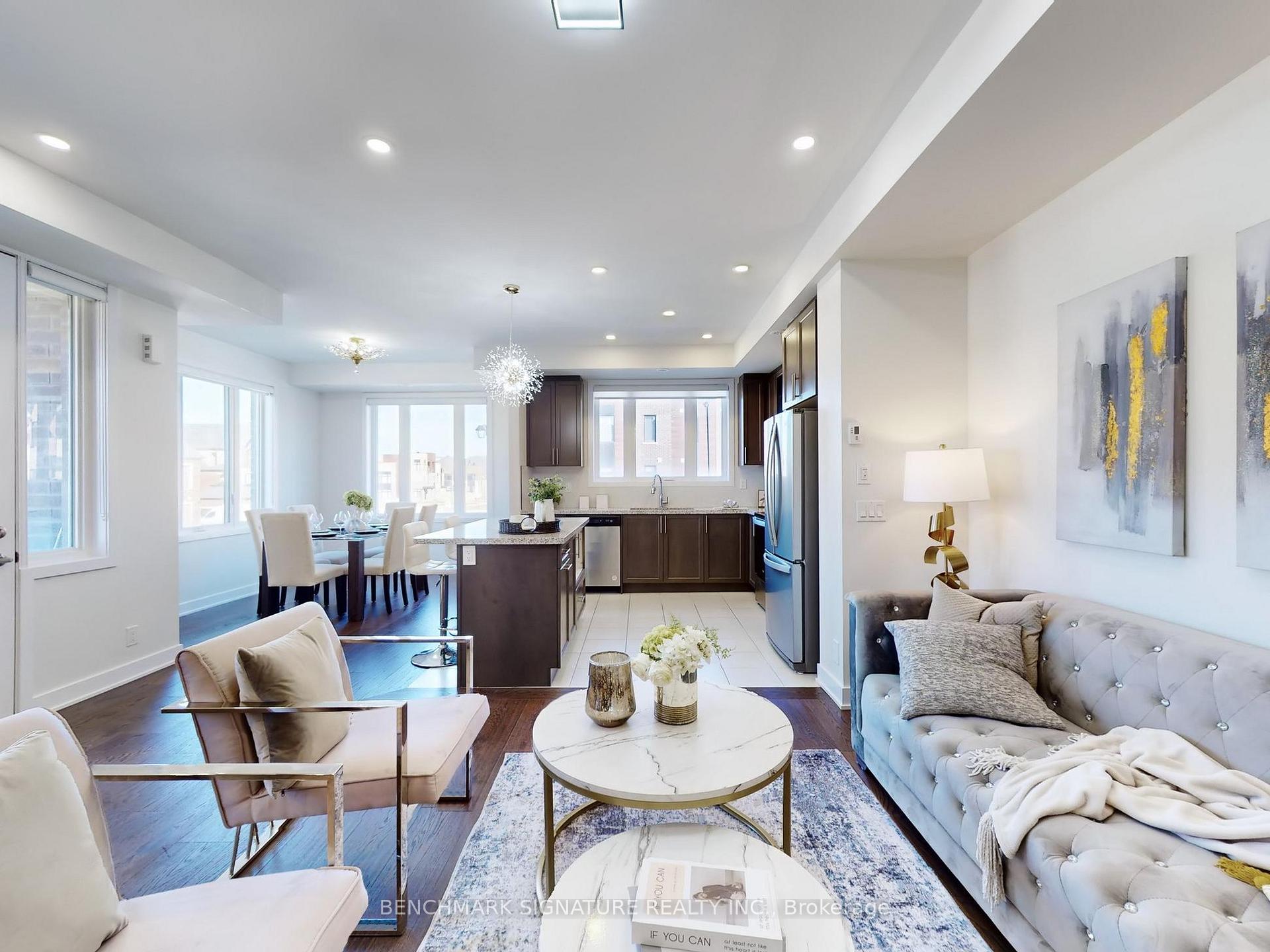 Photo 10 of 106 William Shearn Crescent, Markham, Angus Glen — HOMEH