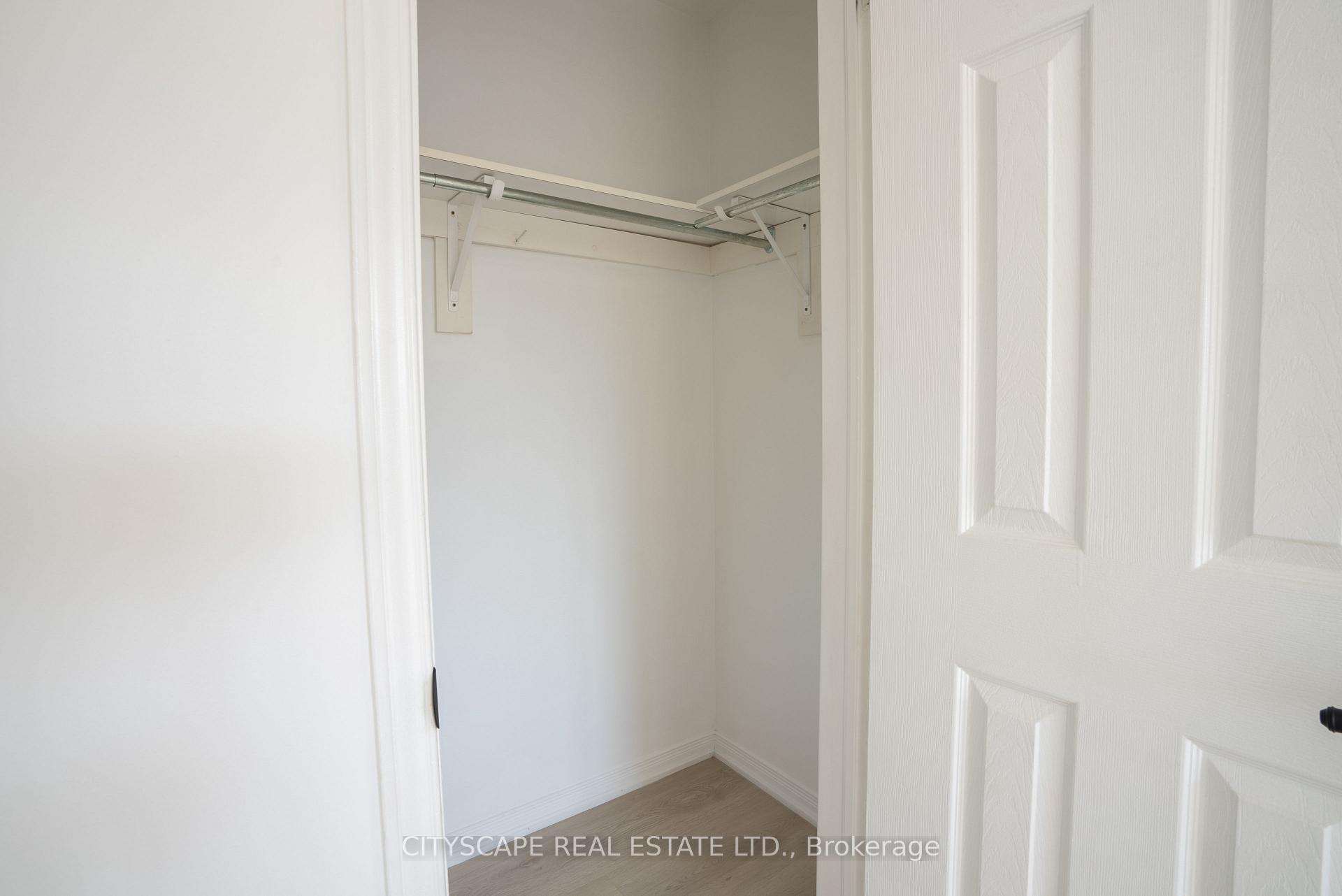 Photo 21 of 7 Dino Court, Brampton, Fletcher's Creek South — HOMEH