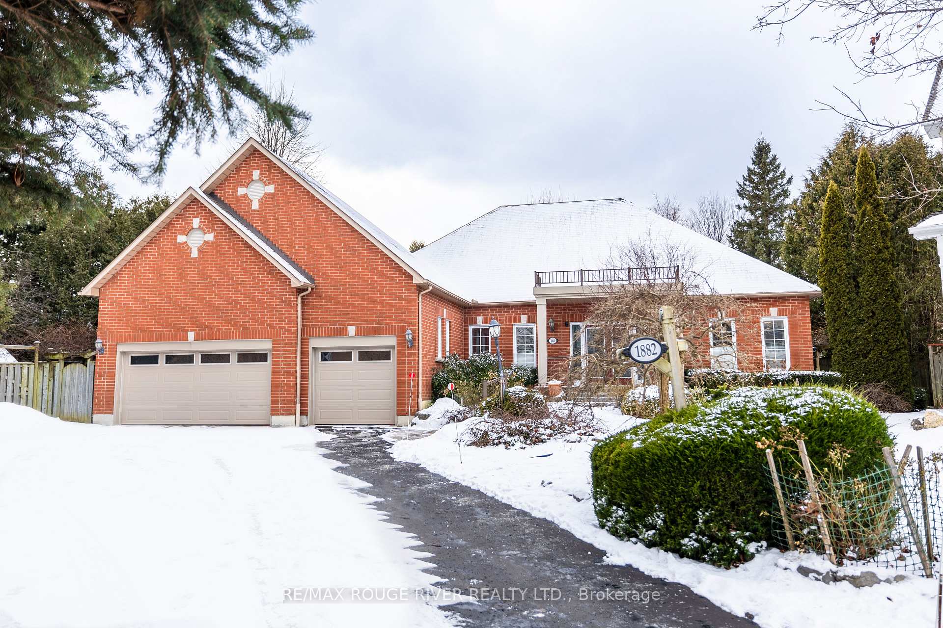 Front of 1882 Rockwood Drive