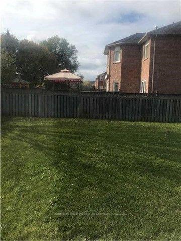 Photo 2 of 65 Loring Crescent, Markham, Unionville — HOMEH
