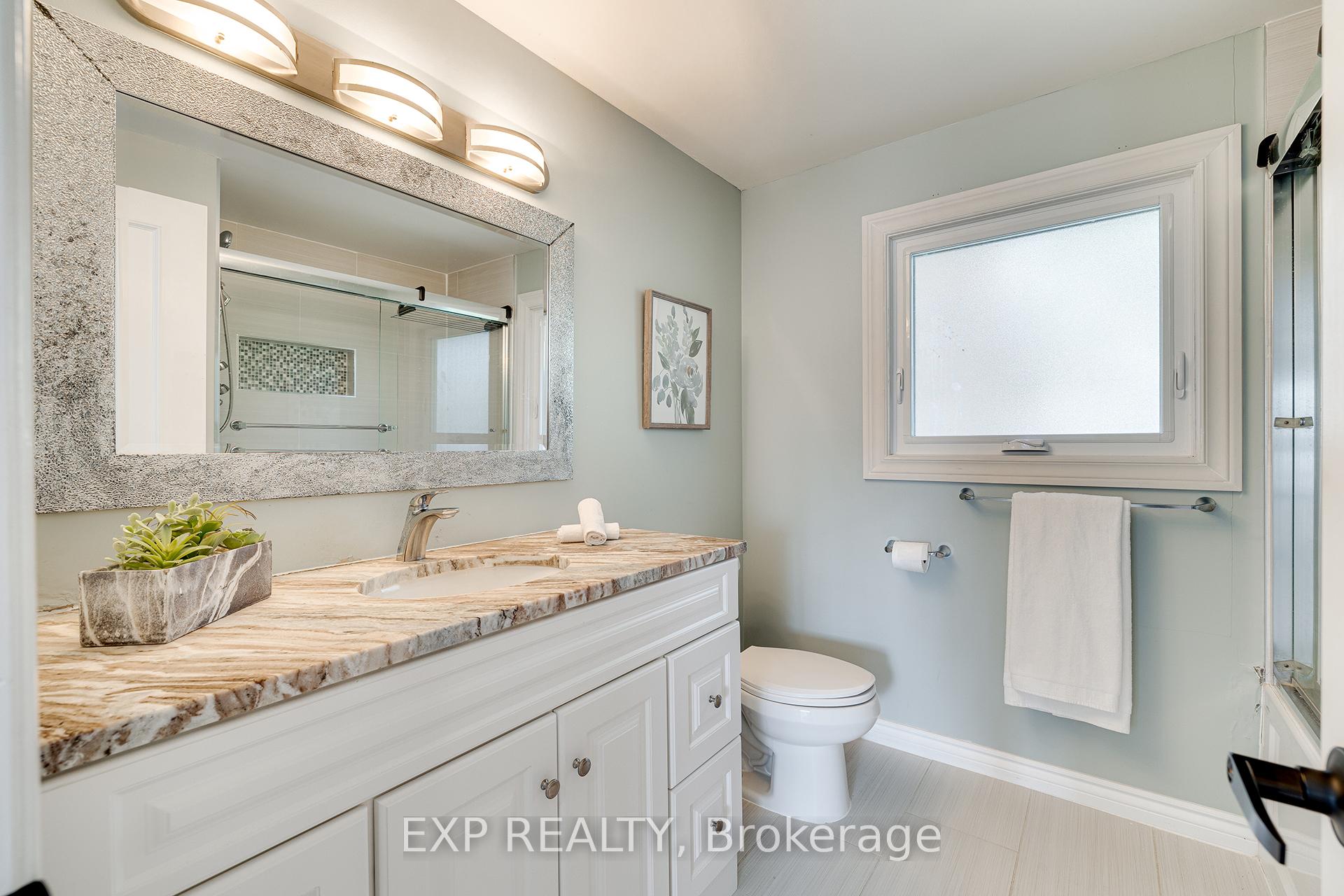 Photo 21 of 173 Woodbend Crescent, Waterloo, Beechwood West — HOMEH