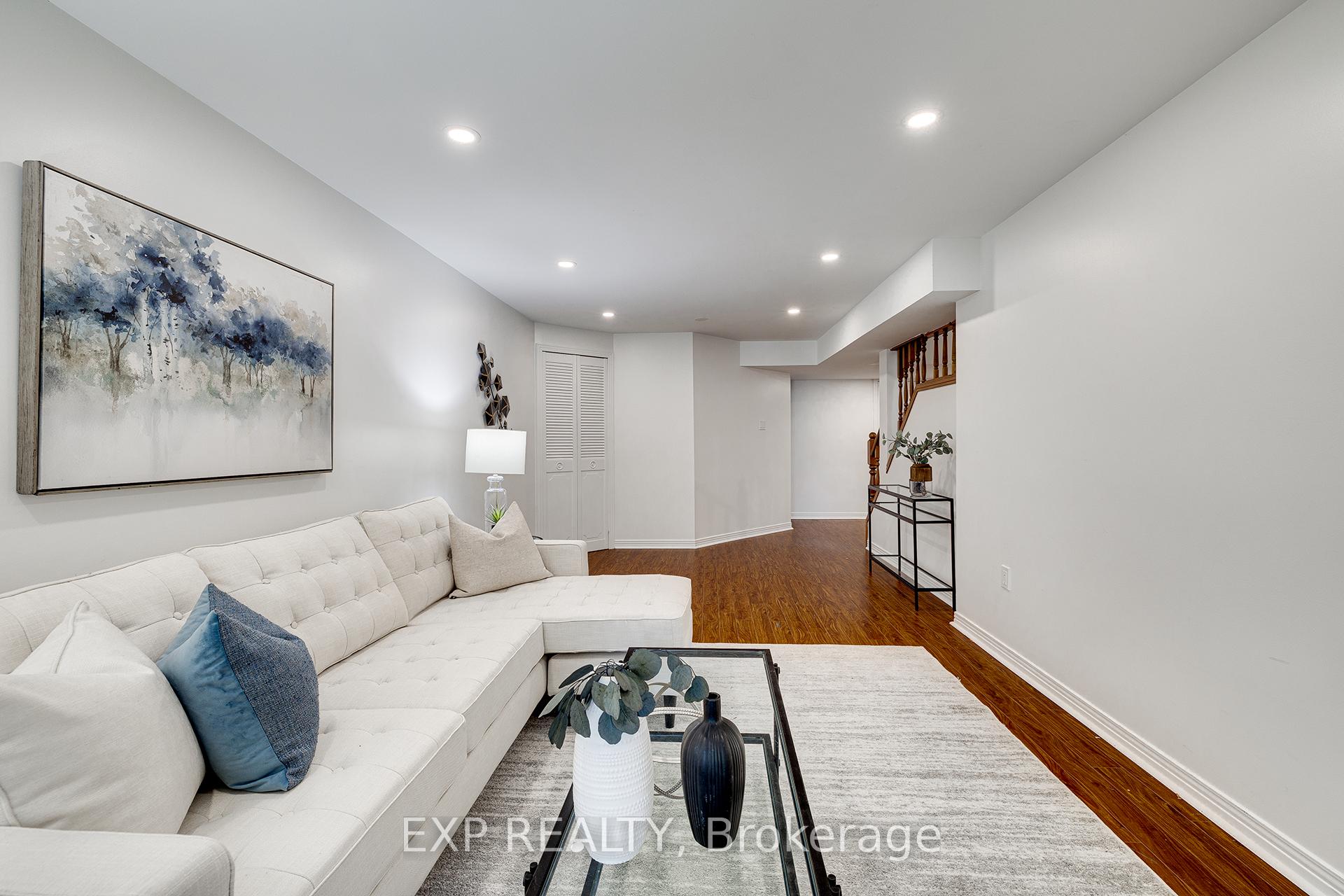 Photo 22 of 173 Woodbend Crescent, Waterloo, Beechwood West — HOMEH