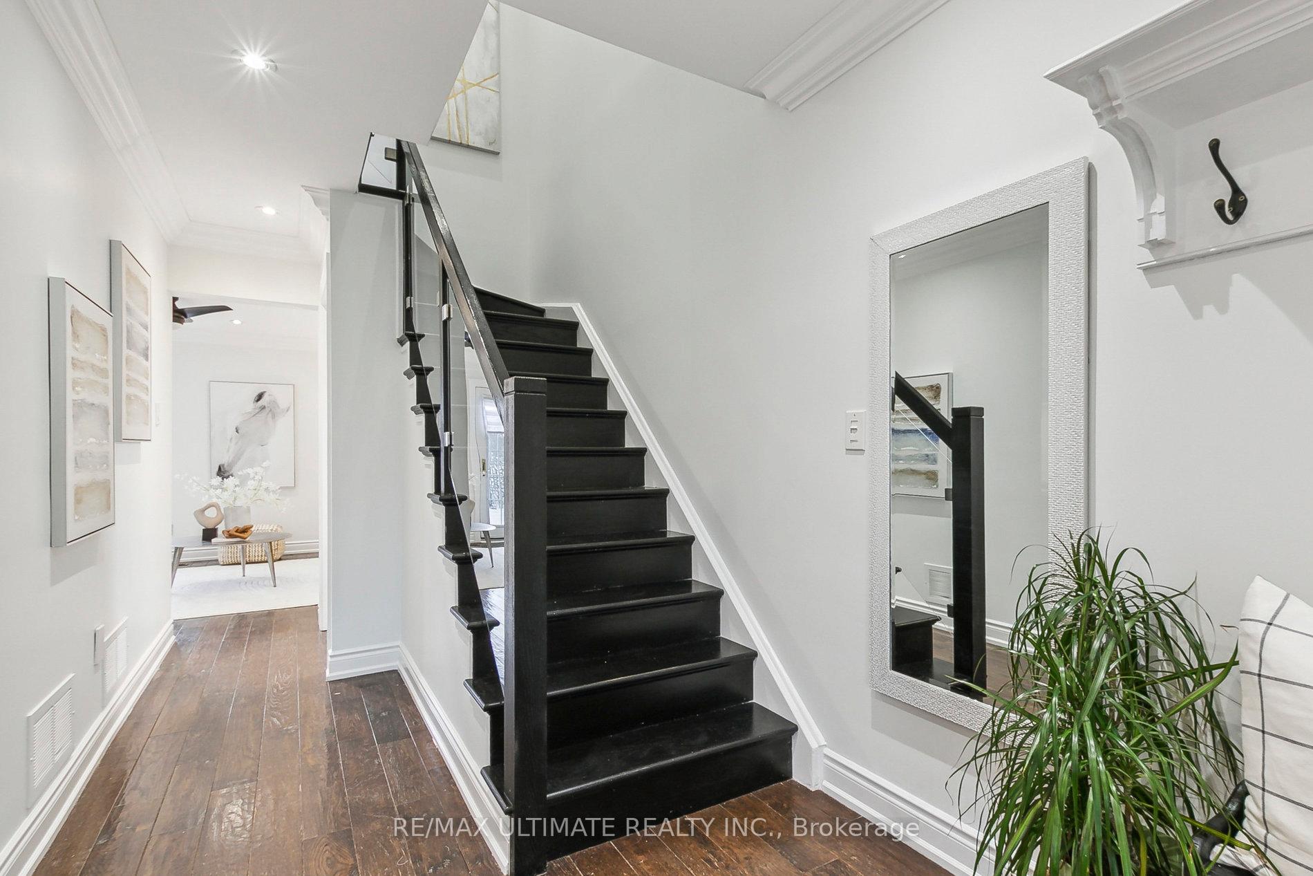 Photo 7 of 11 Wrenn Boulevard, Clarington, Bowmanville — HOMEH