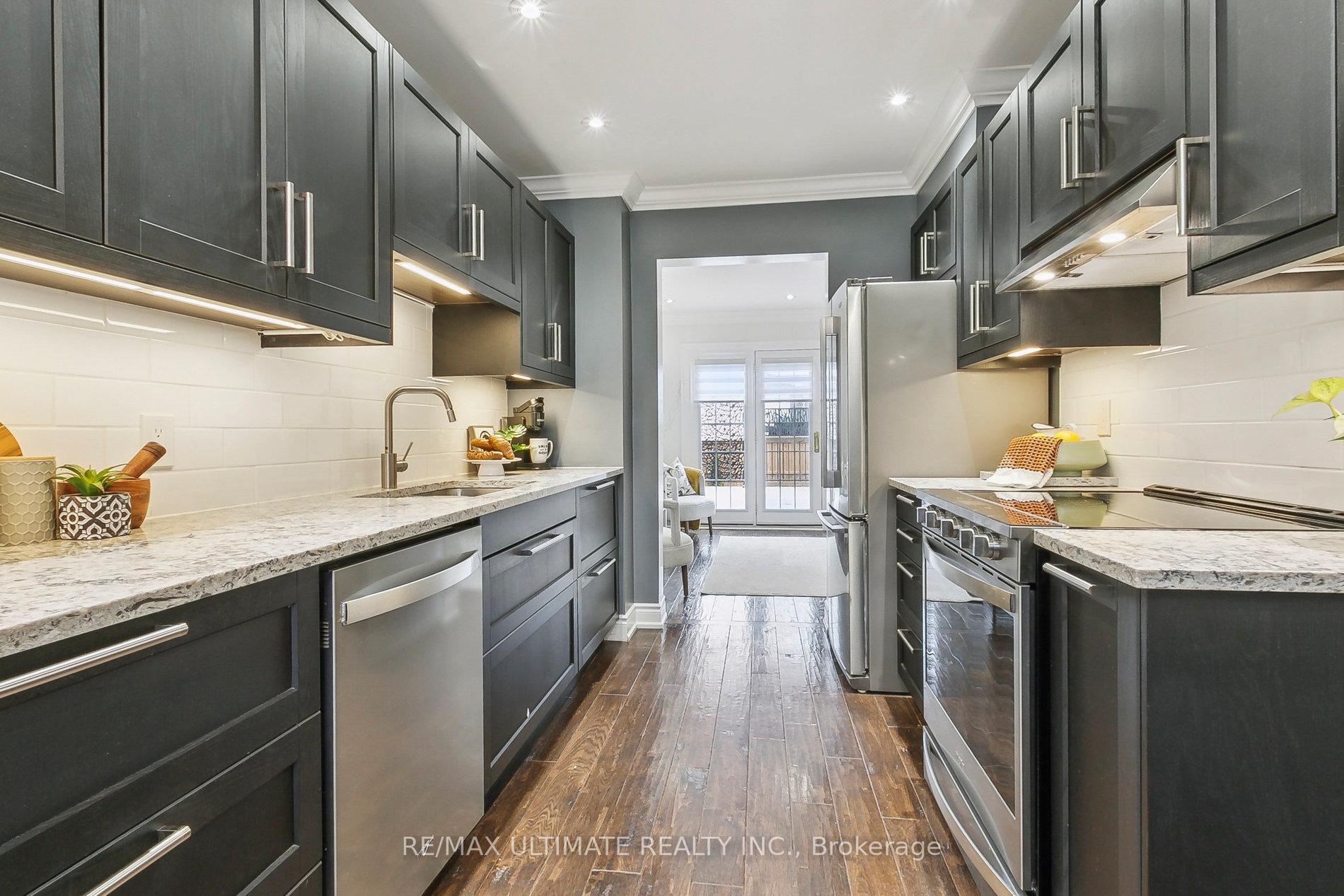 Photo 39 of 11 Wrenn Boulevard, Clarington, Bowmanville — HOMEH