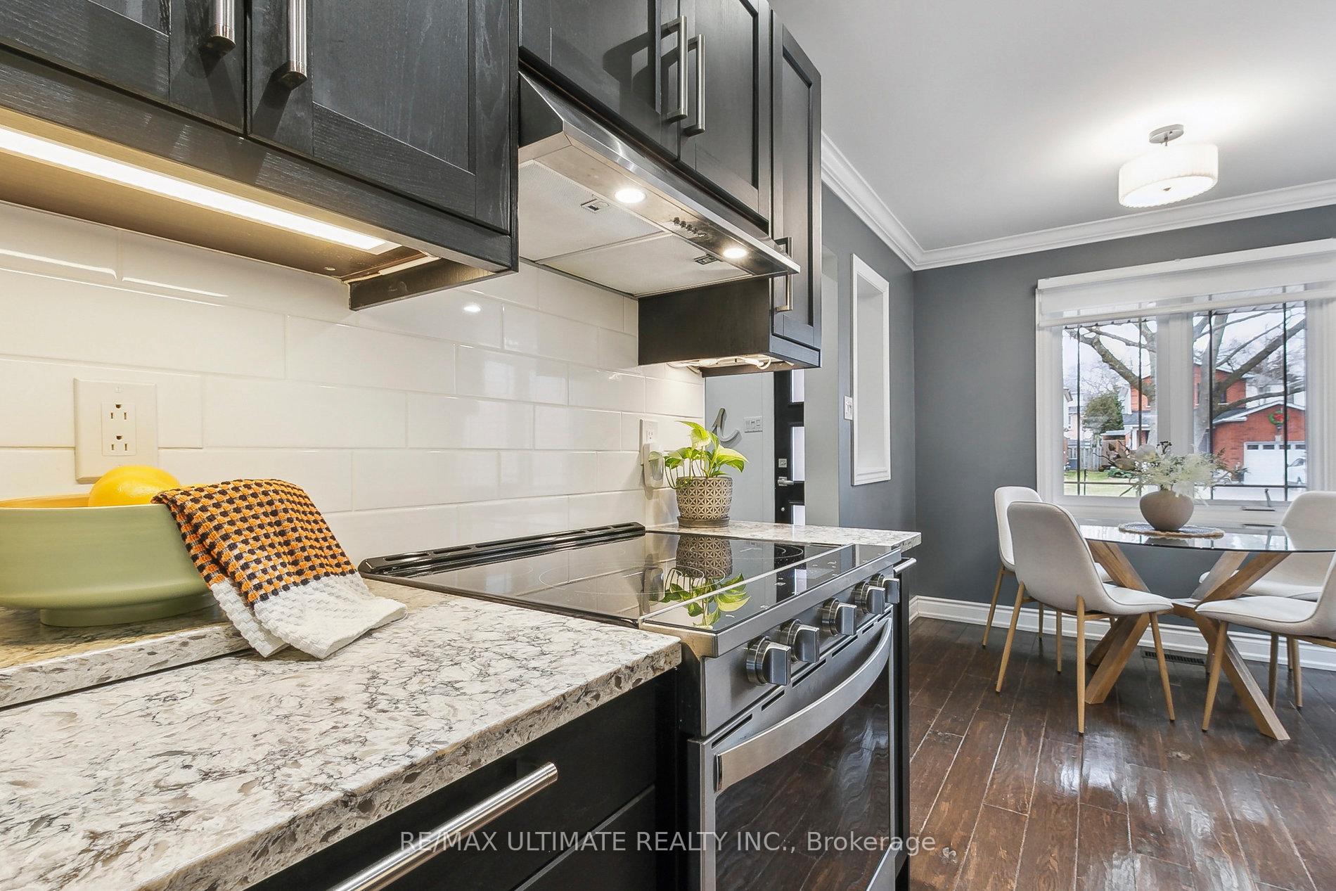 Photo 18 of 11 Wrenn Boulevard, Clarington, Bowmanville — HOMEH