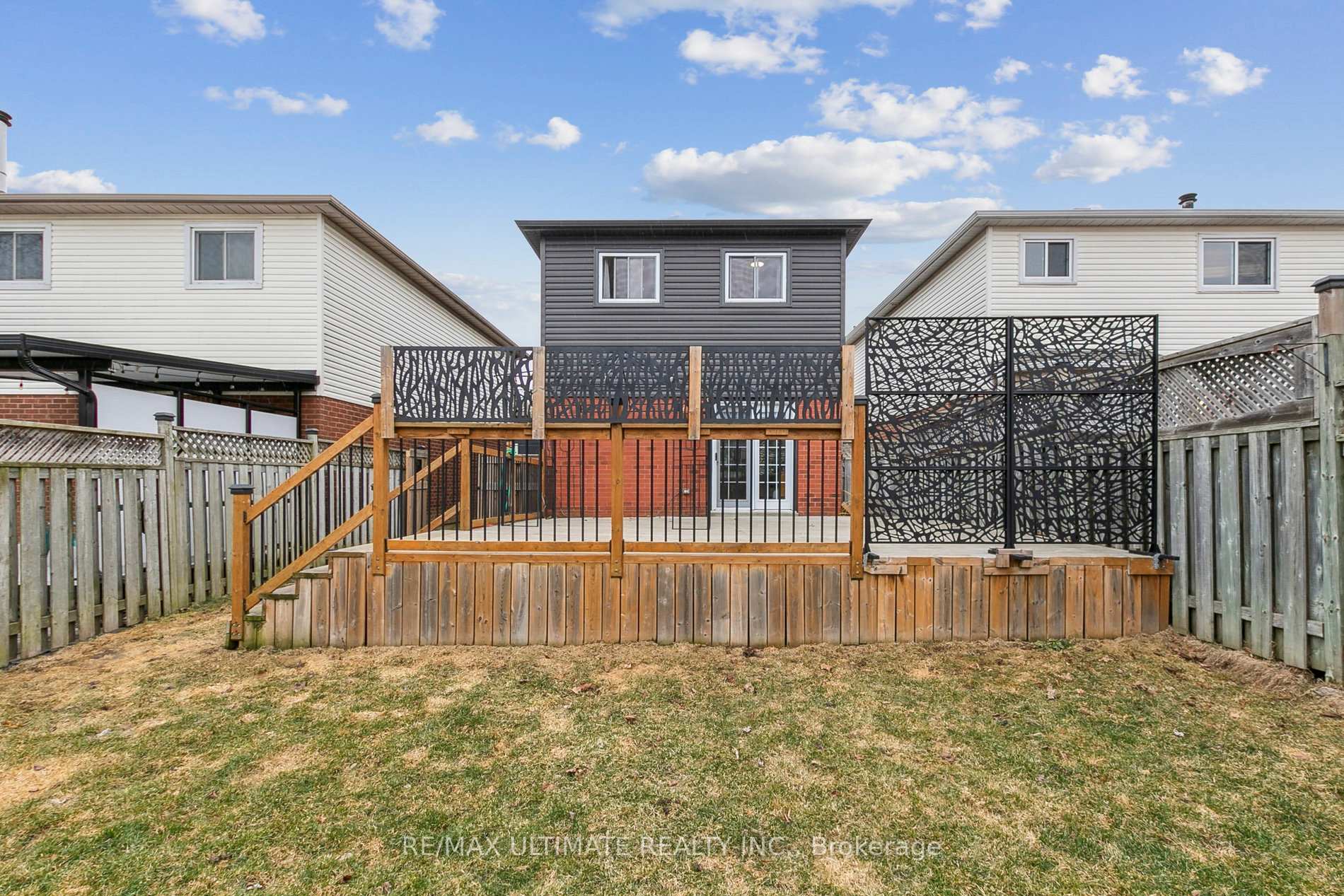 Photo 38 of 11 Wrenn Boulevard, Clarington, Bowmanville — HOMEH