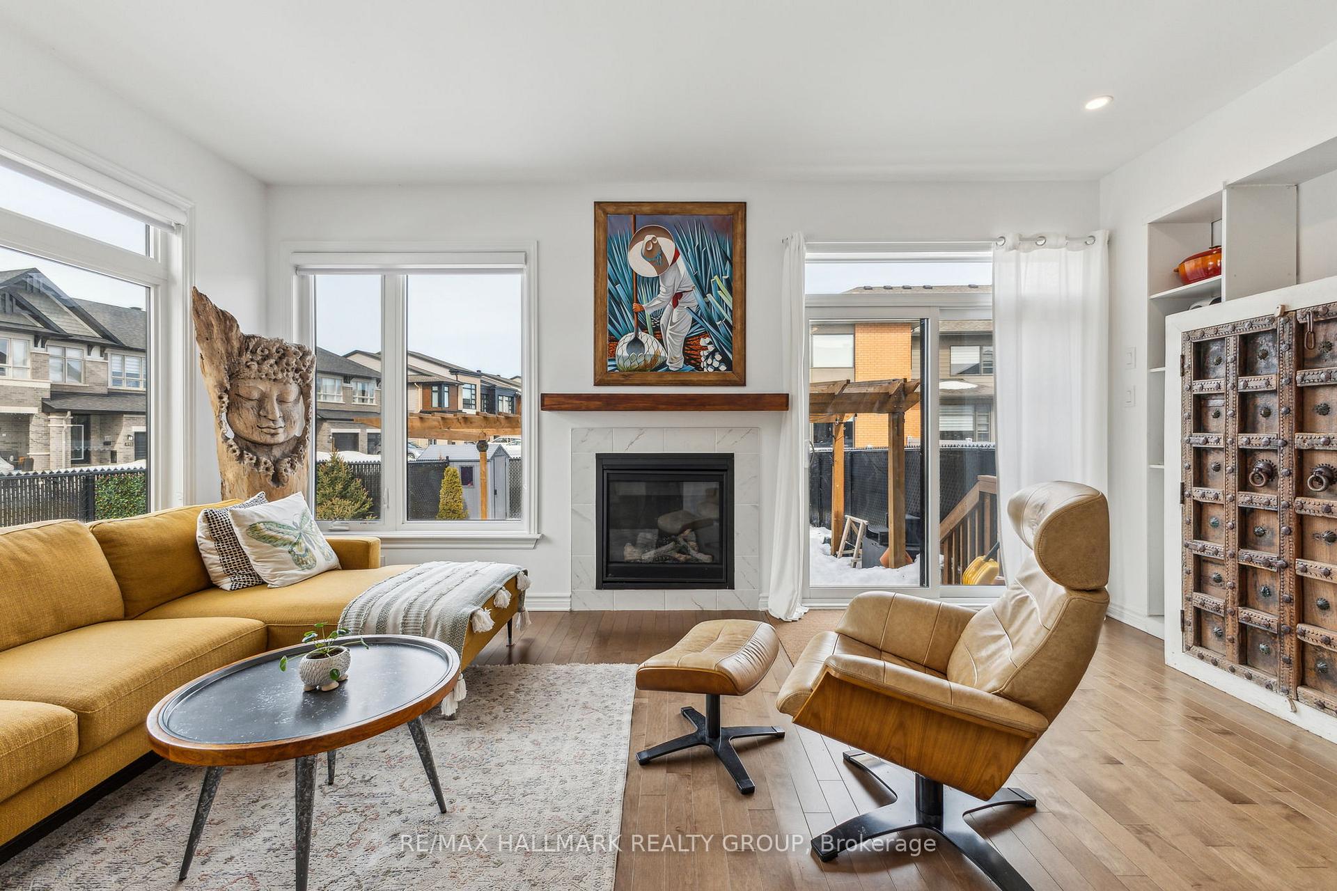 Photo 8 of 740 Borbridge Avenue, Ottawa, Riverside South/Gloucester Glen — HOMEH