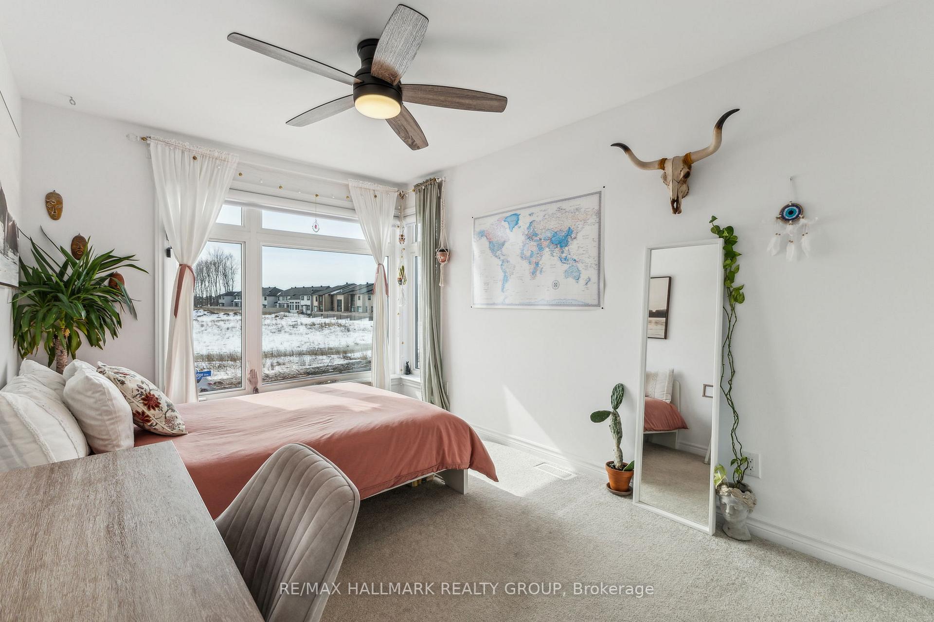 Photo 19 of 740 Borbridge Avenue, Ottawa, Riverside South/Gloucester Glen — HOMEH