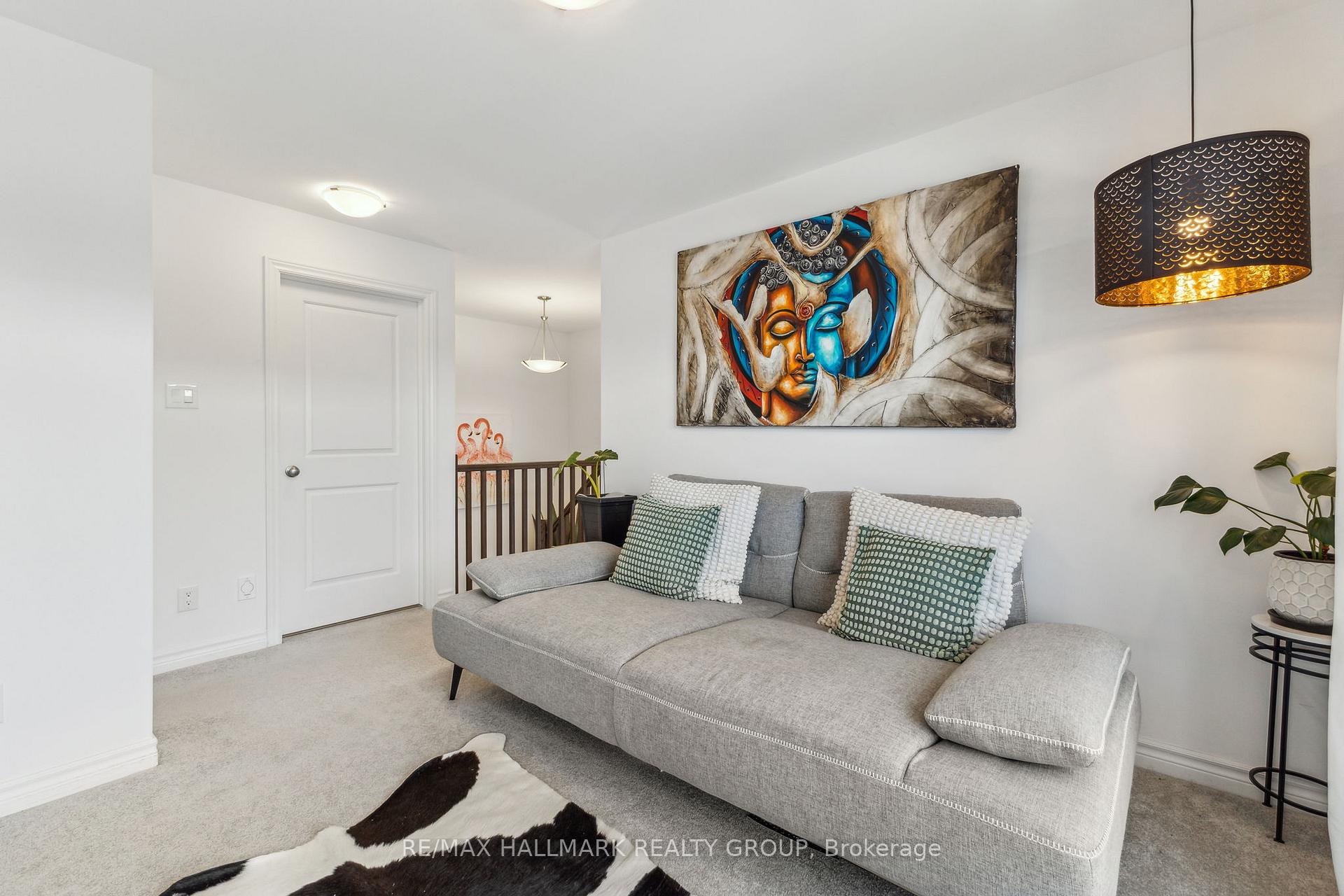Photo 23 of 740 Borbridge Avenue, Ottawa, Riverside South/Gloucester Glen — HOMEH