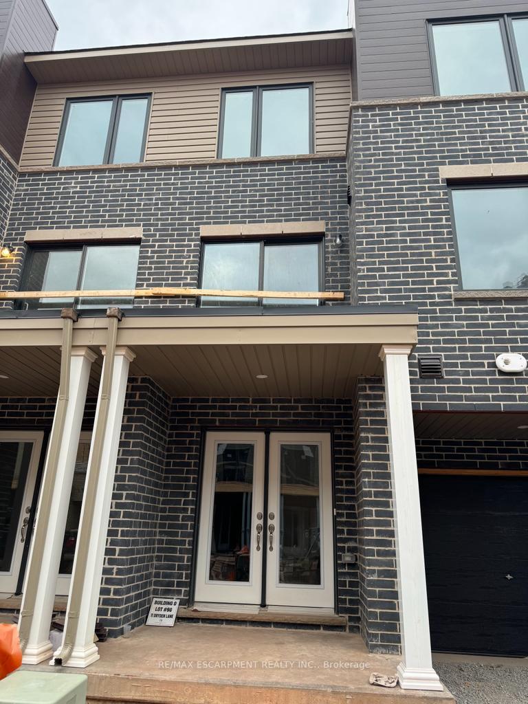 Photo 1 of 8 Dryden Lane, Hamilton, McQuesten — HOMEH