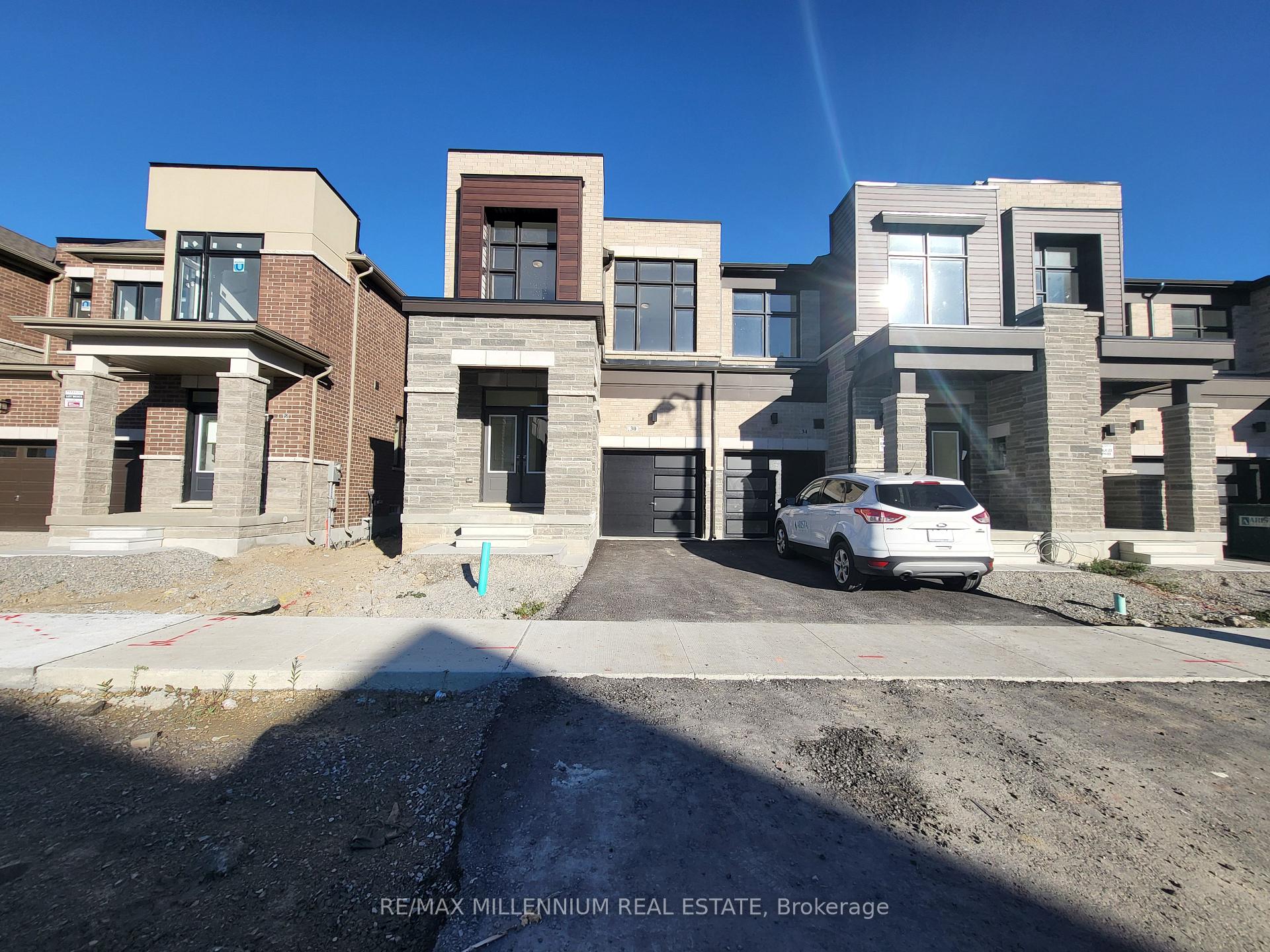 Photo 1 of 30 Singhampton Road, Vaughan, Kleinburg — HOMEH